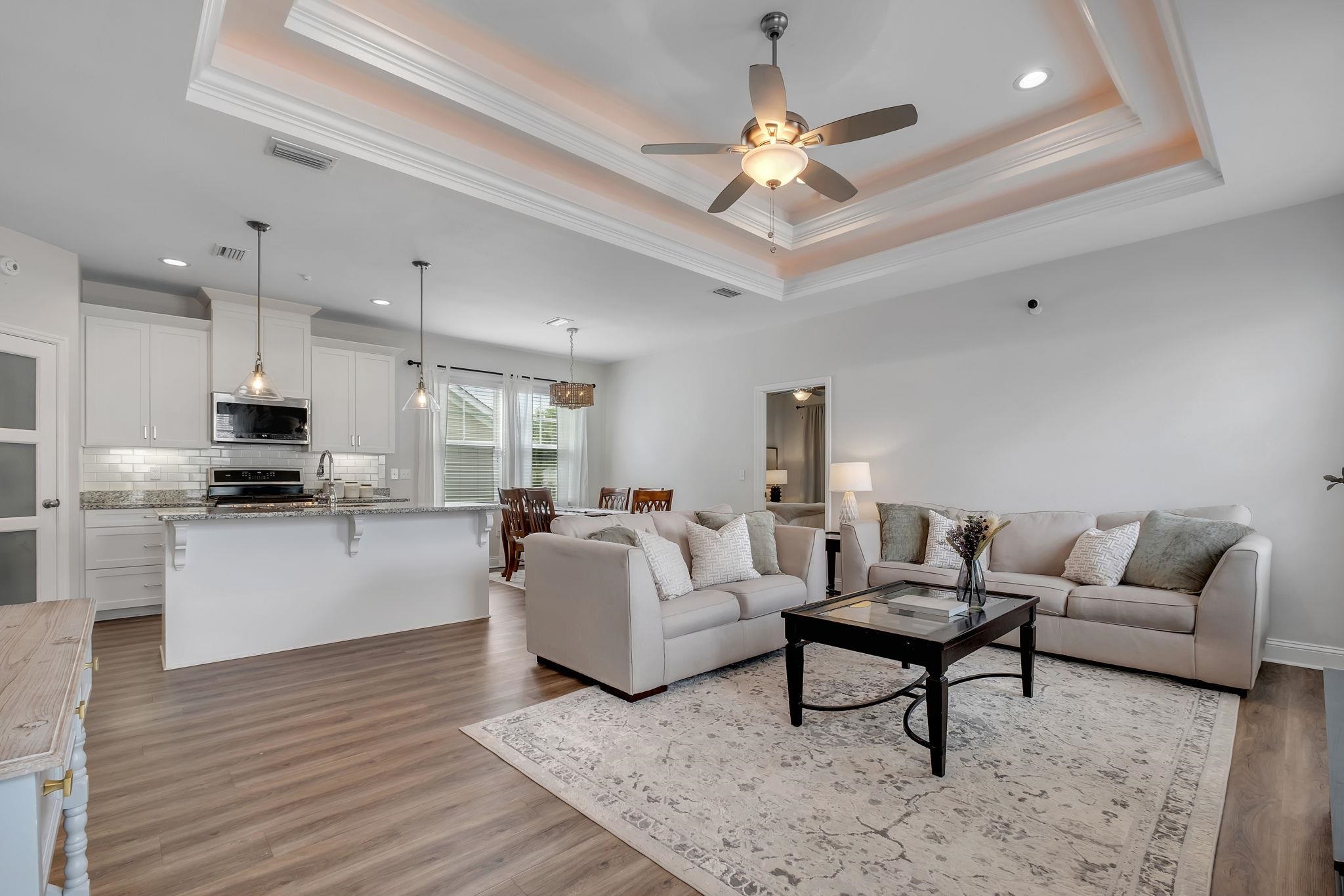 2564 Mount Vernon Lane