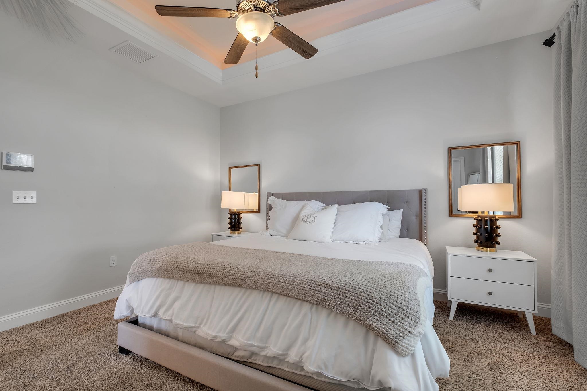 2564 Mount Vernon Lane