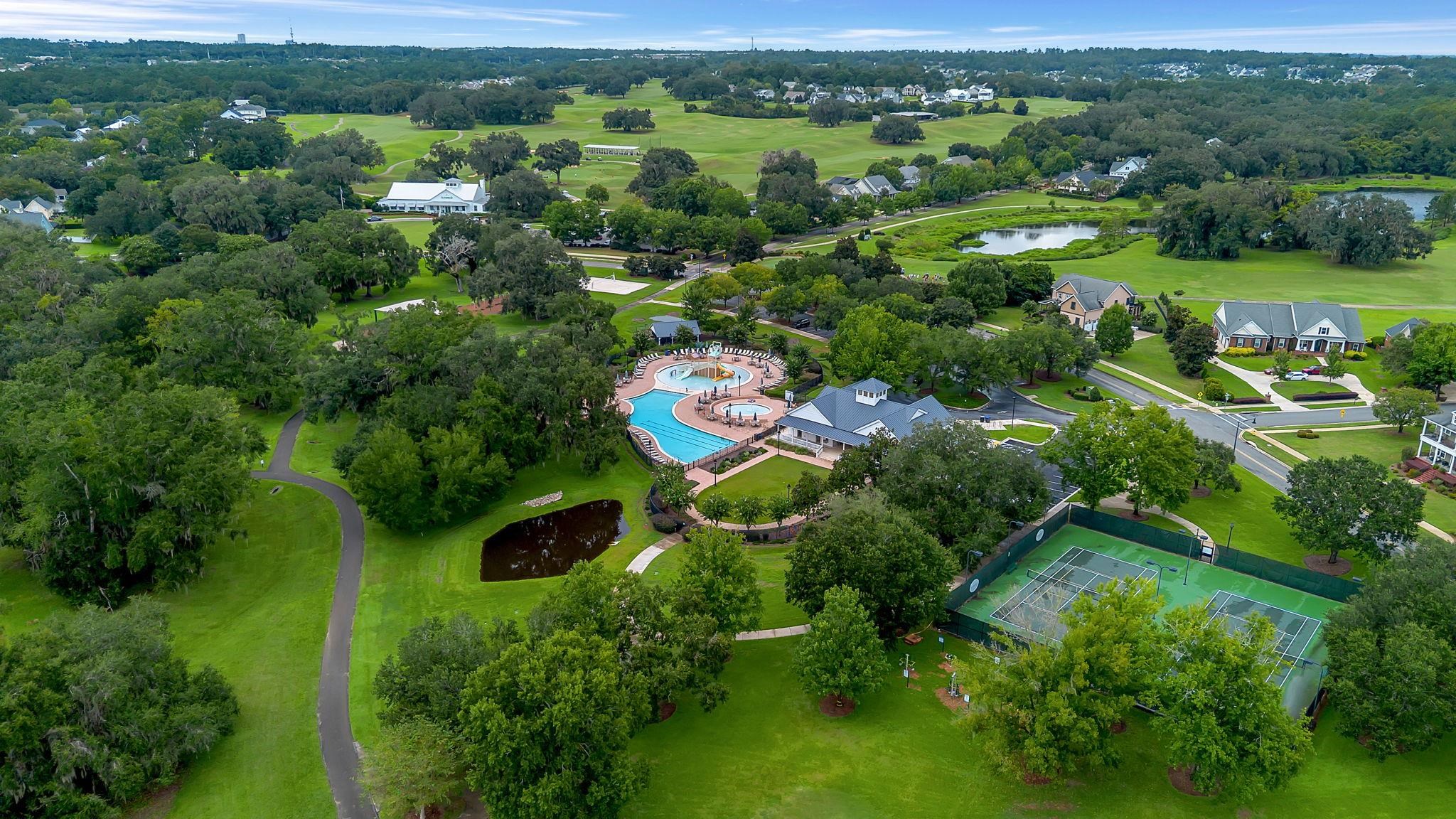 2564 Mount Vernon Lane