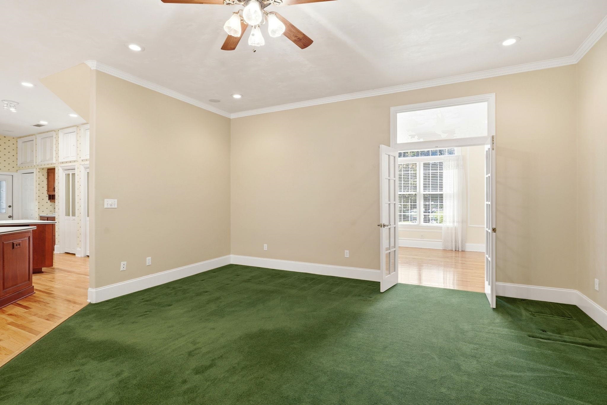 4084 FAIRHILL Way