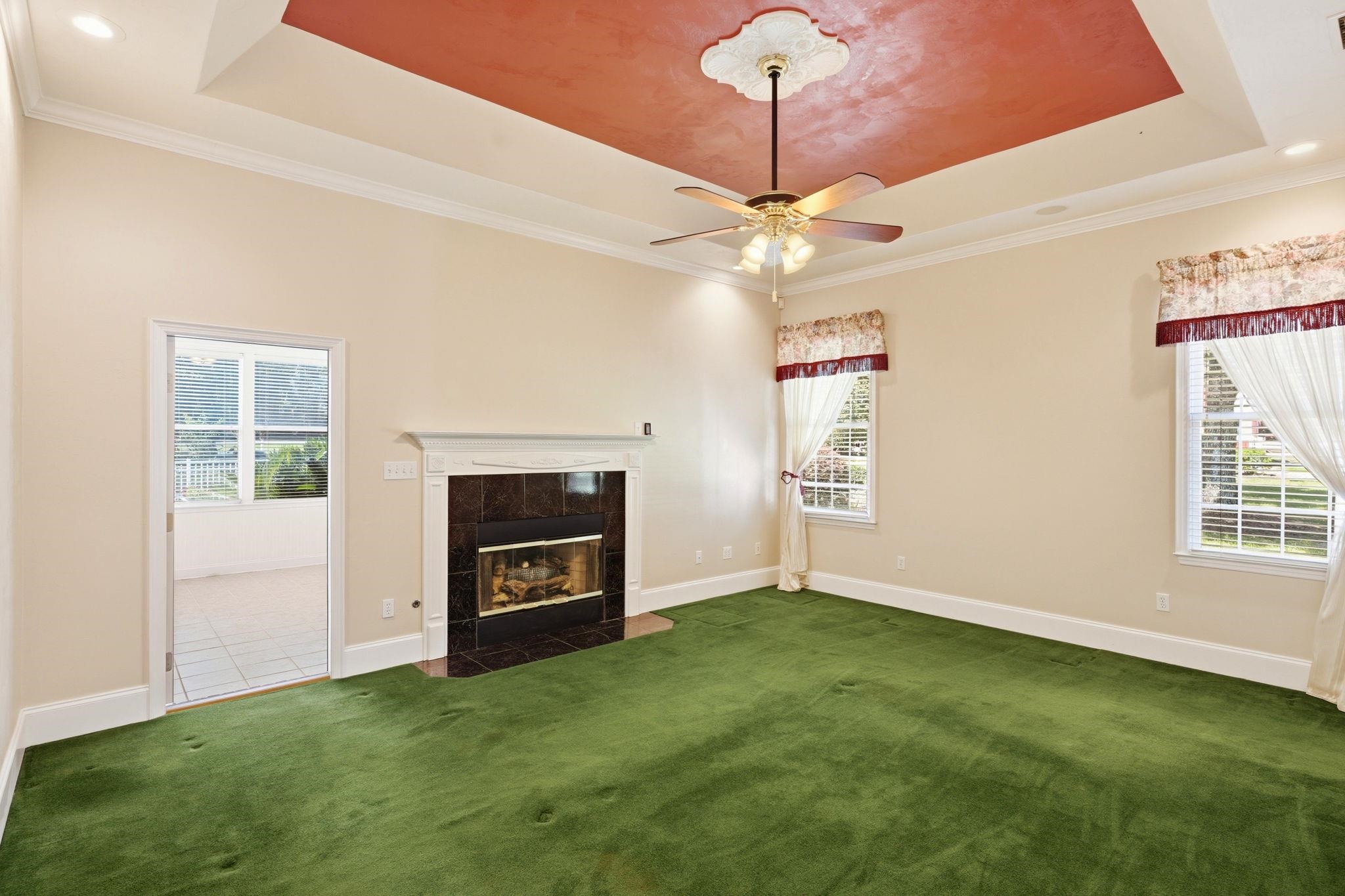 4084 FAIRHILL Way