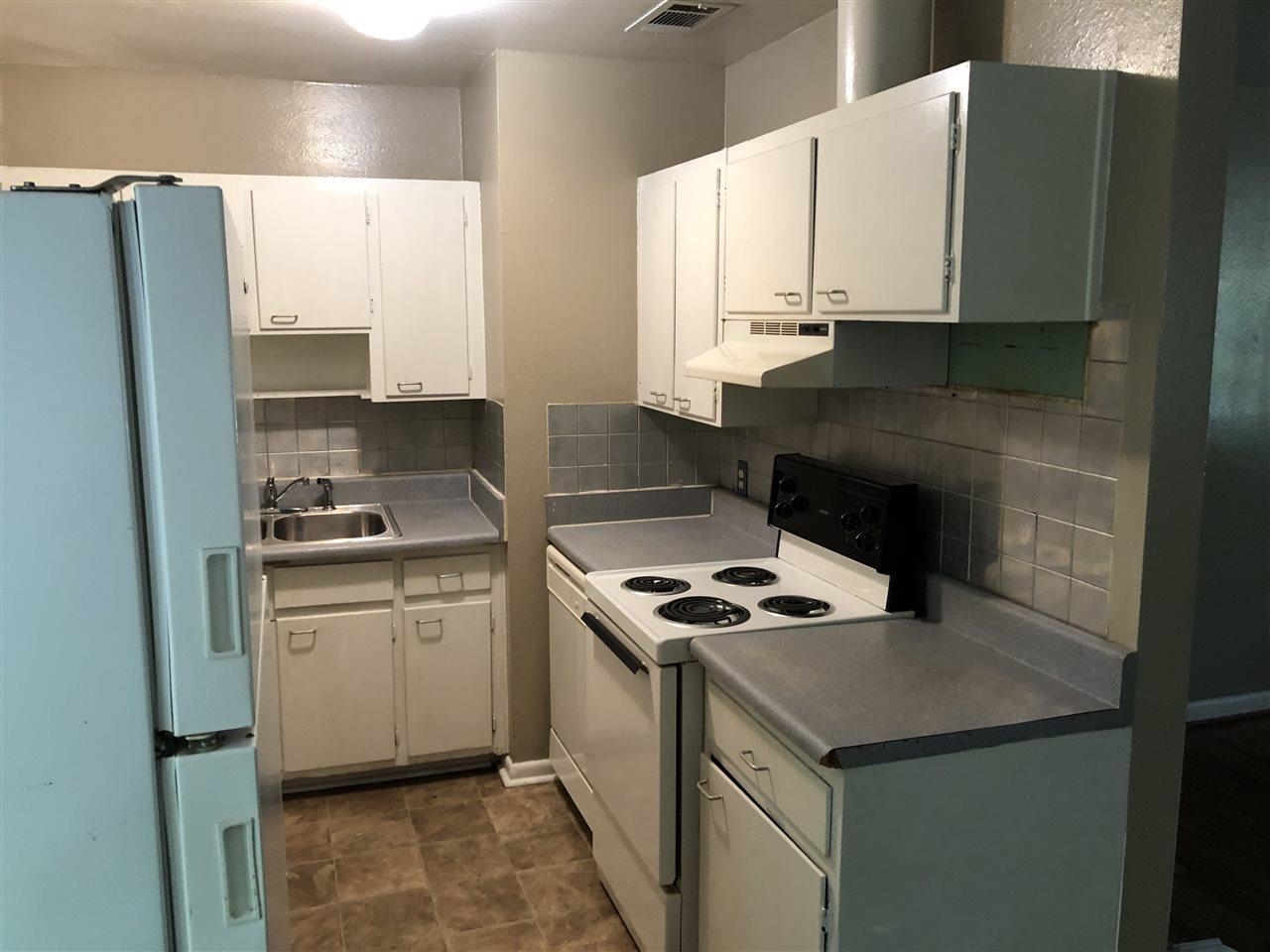 1811 Atkamire Drive Unit: -