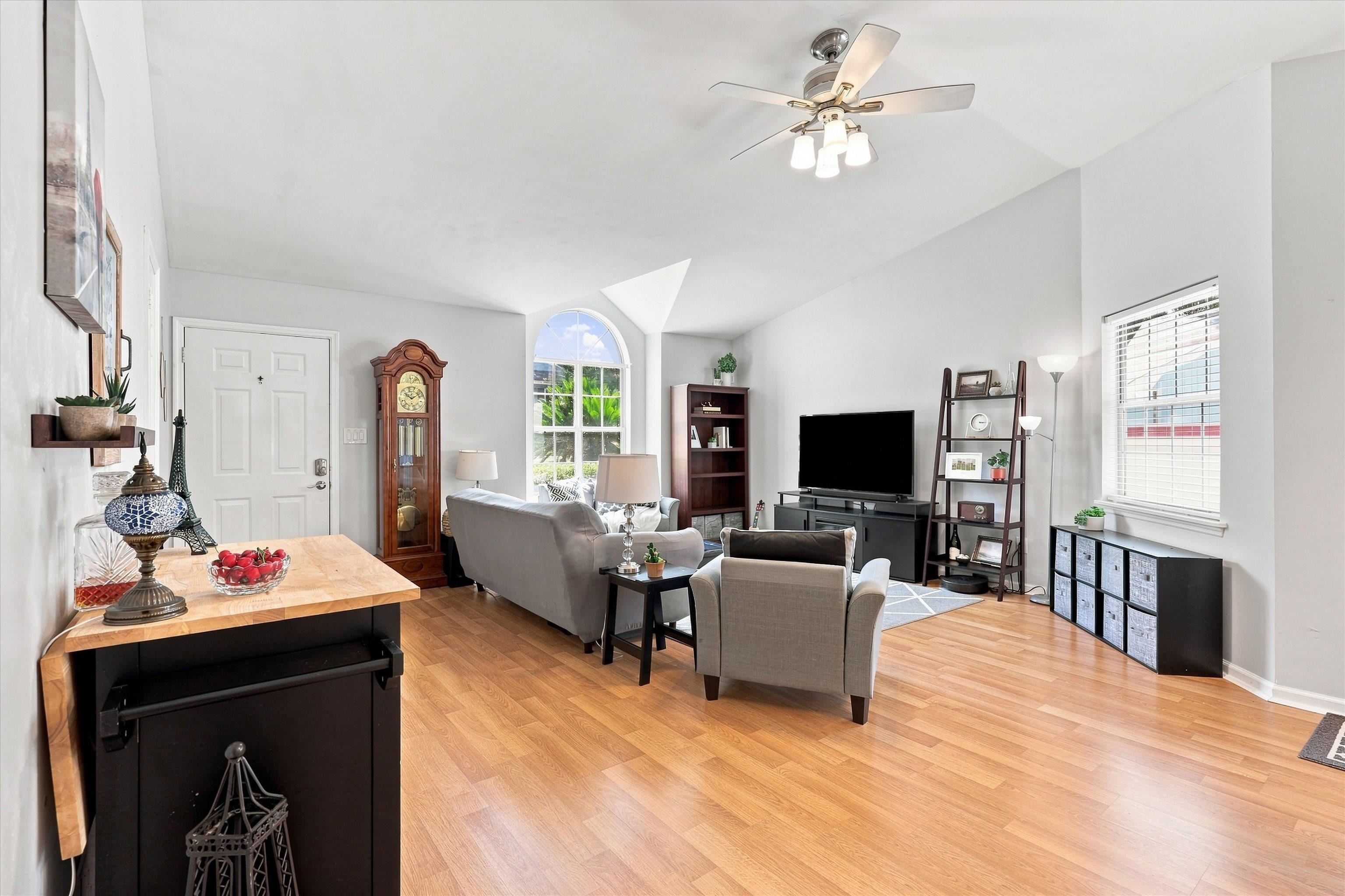 1512 Bent Willow Drive