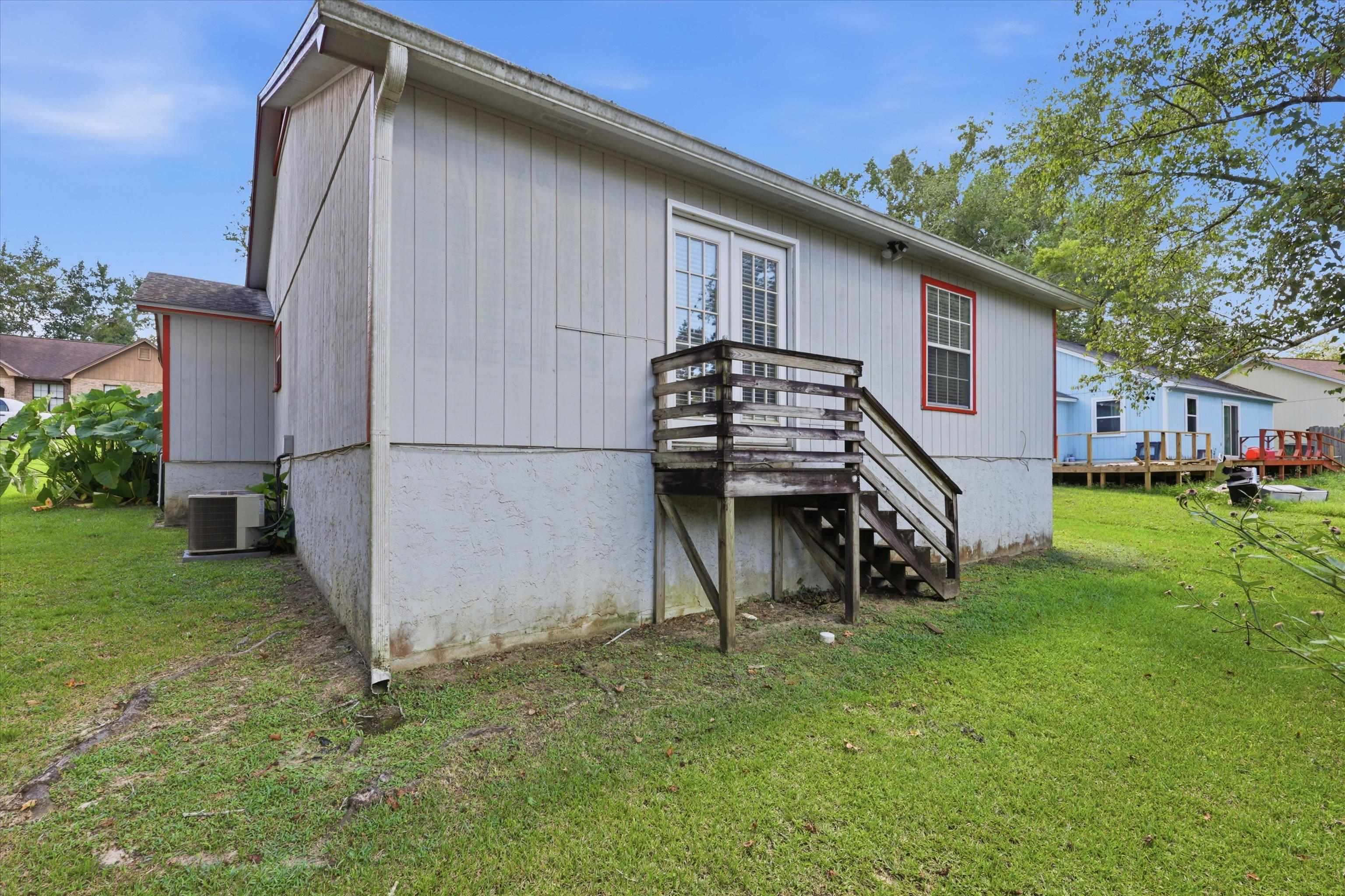 1512 Bent Willow Drive