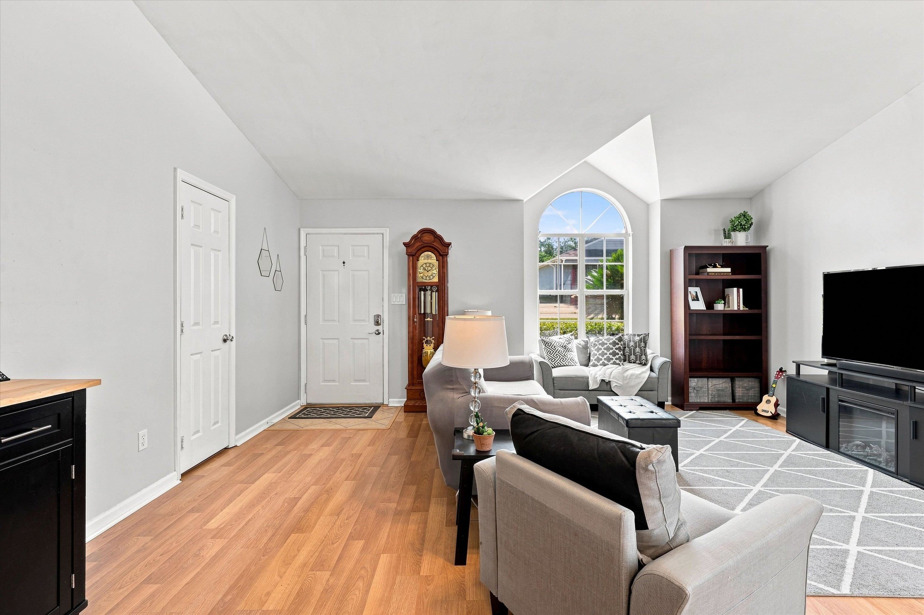 1512 Bent Willow Drive