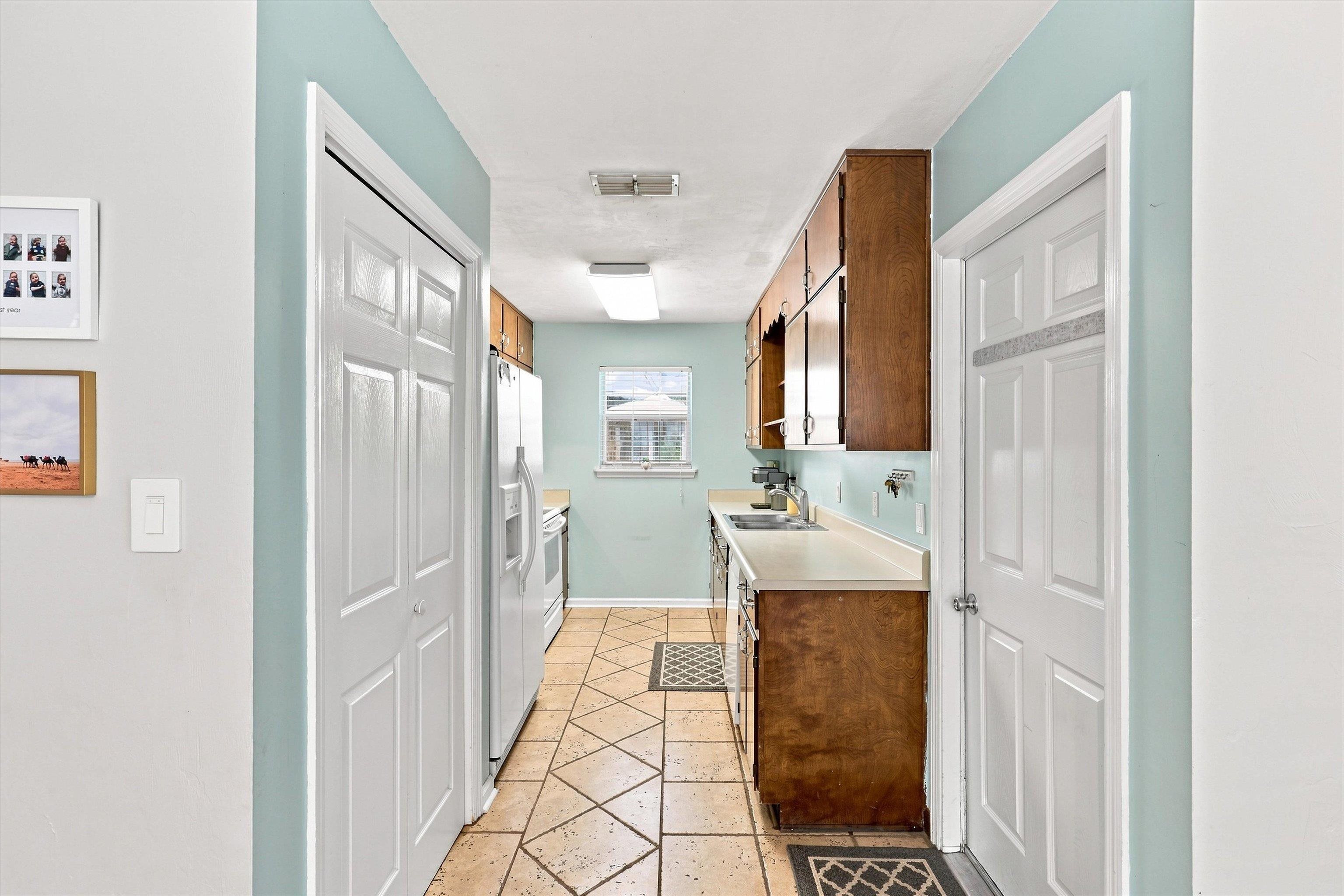 1512 Bent Willow Drive
