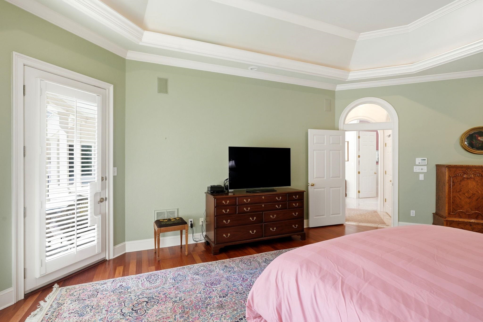 307 ROSEHILL Drive