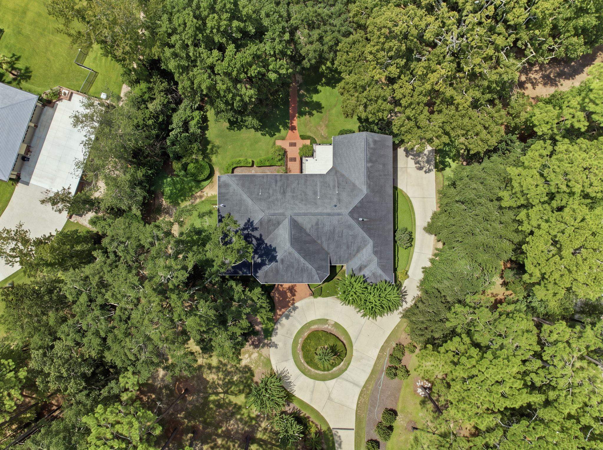 307 ROSEHILL Drive