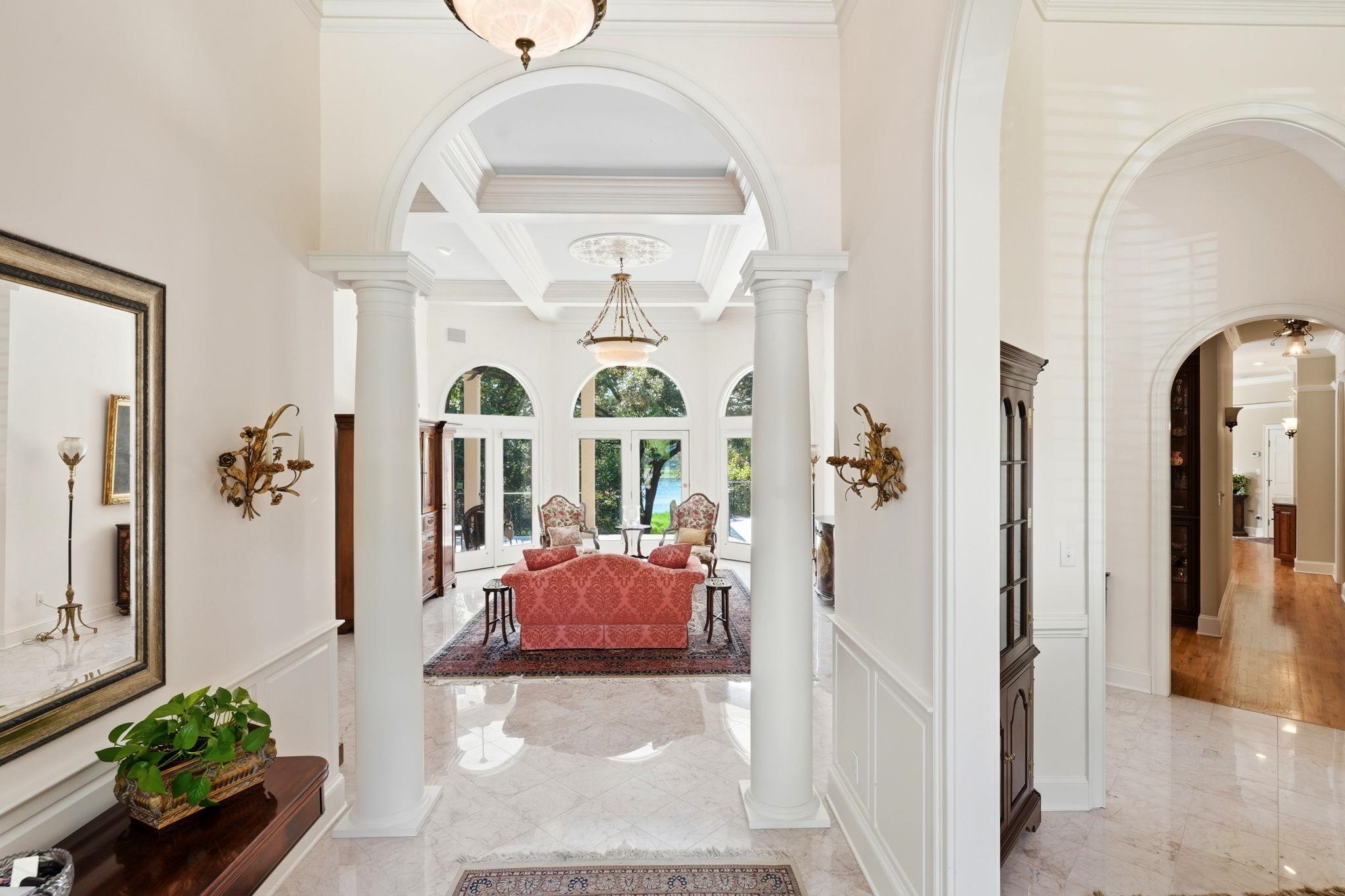 307 ROSEHILL Drive