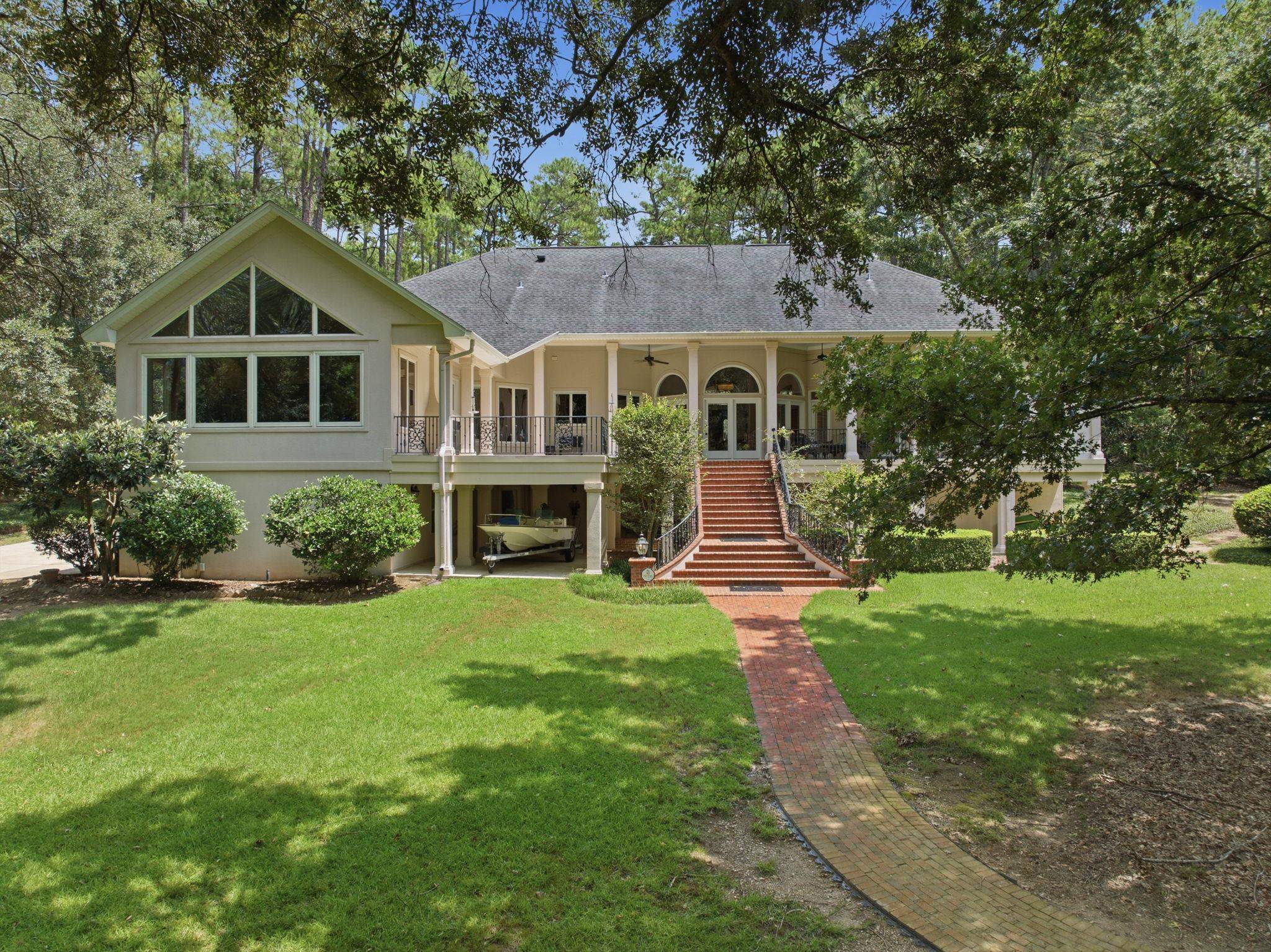 307 ROSEHILL Drive