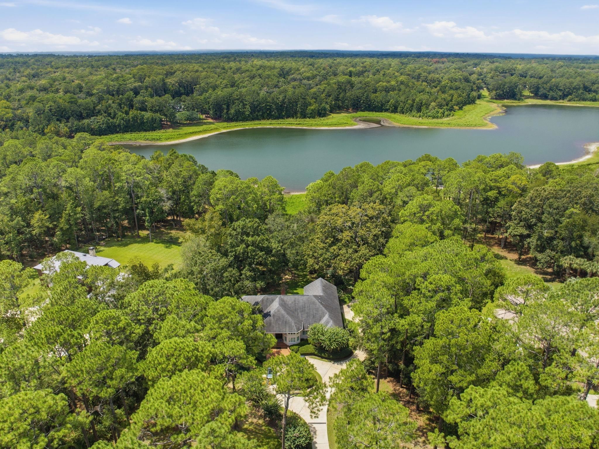 307 ROSEHILL Drive
