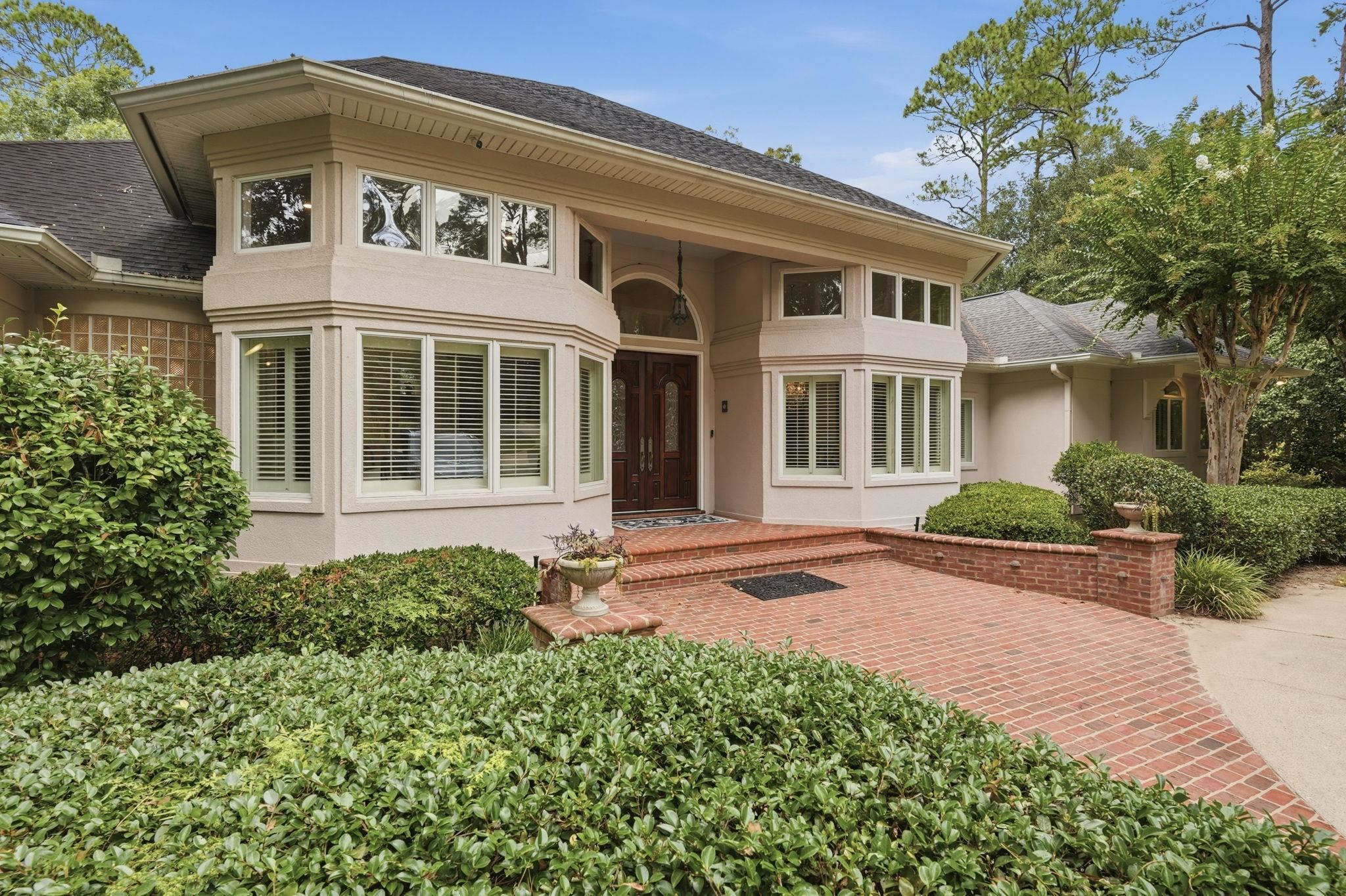 307 ROSEHILL Drive