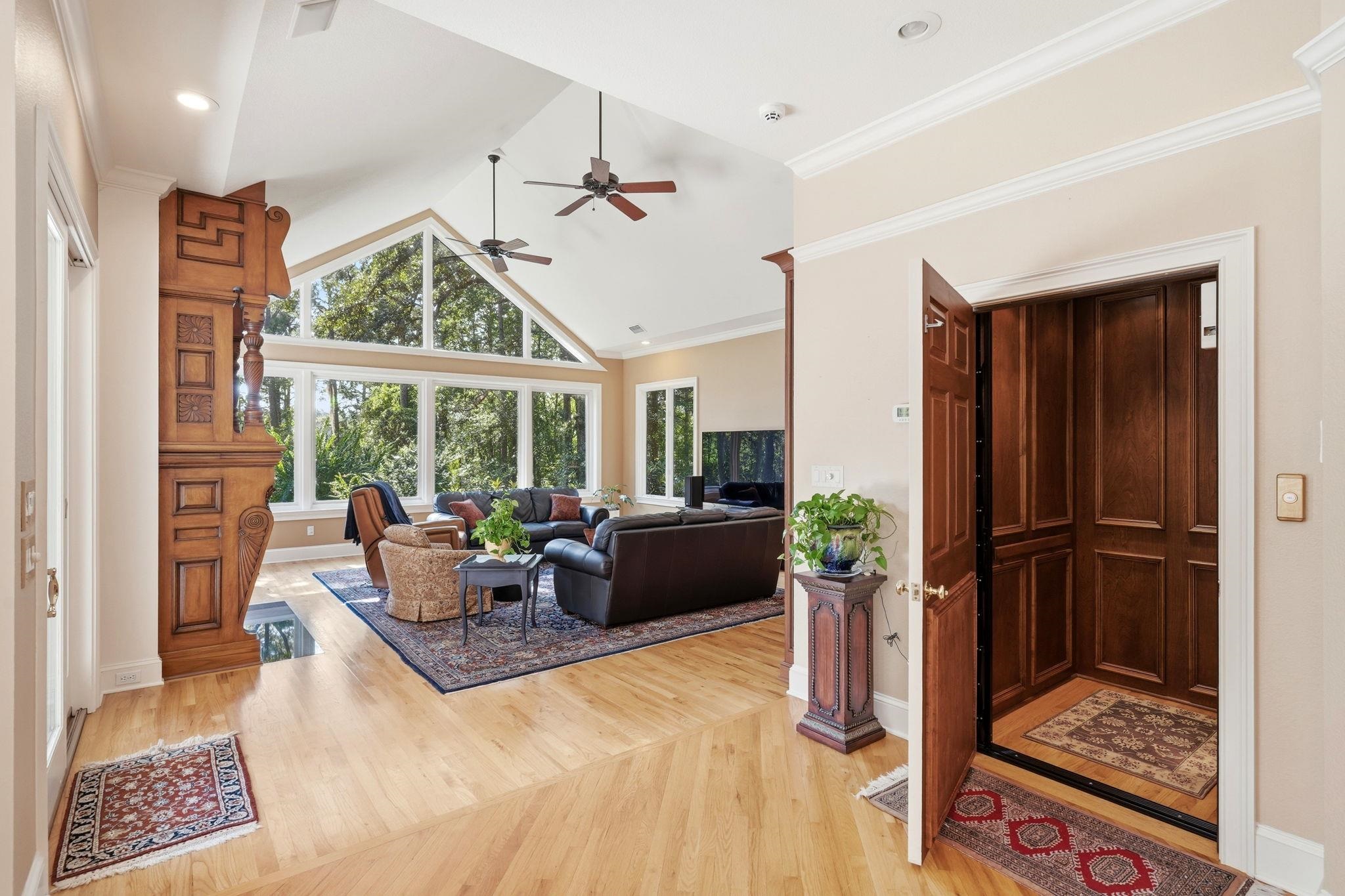307 ROSEHILL Drive