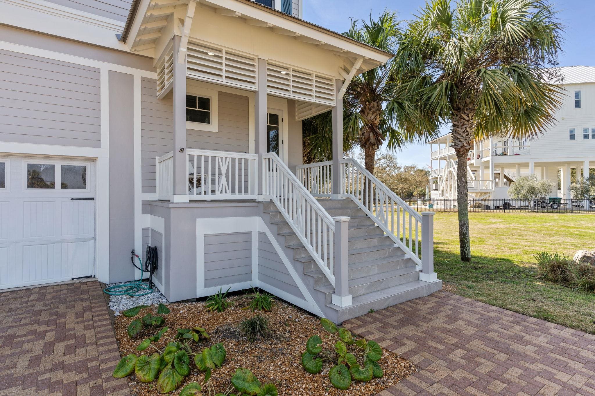 23 WALKER CREEK Drive