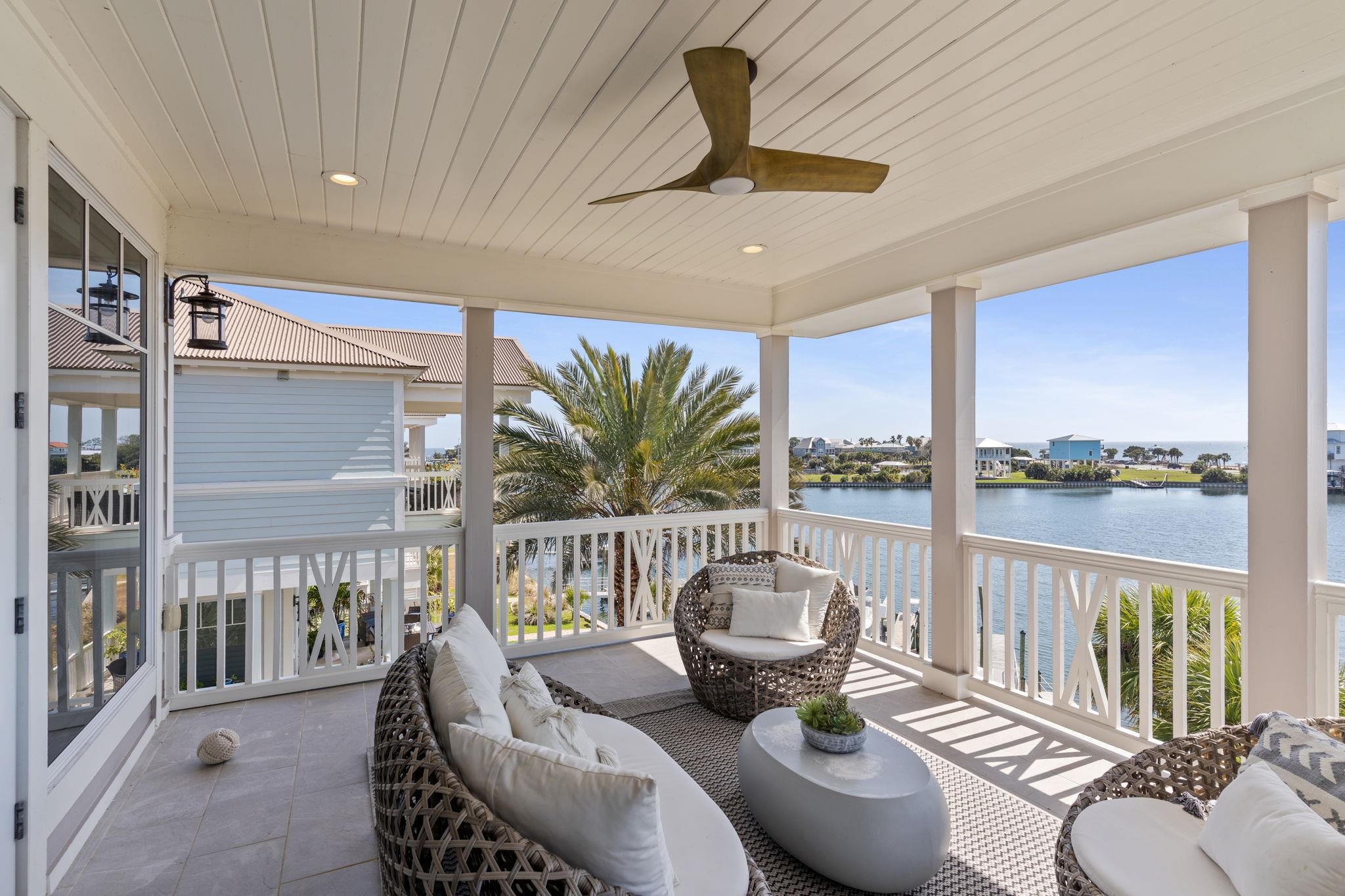 23 WALKER CREEK Drive