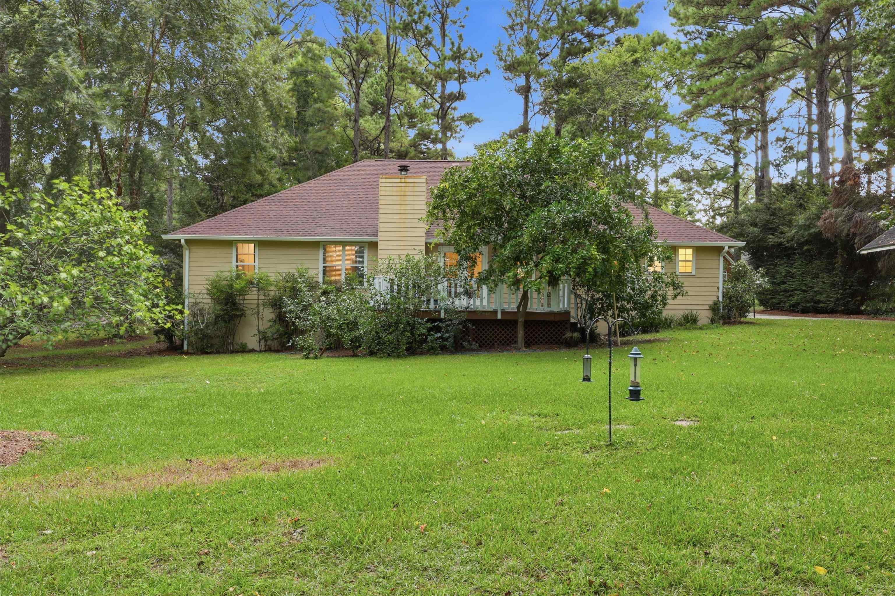 7812 Maclean Road