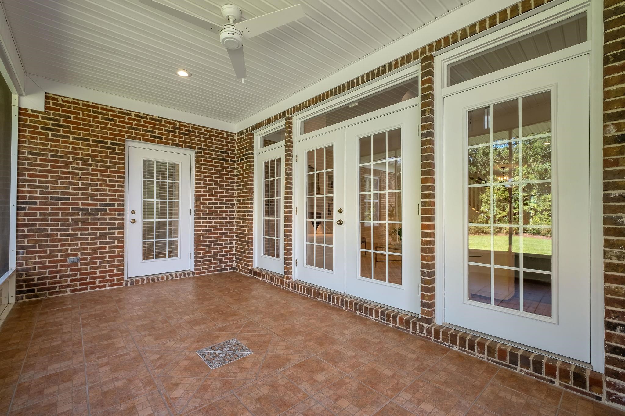 3824 E Millers Bridge Road