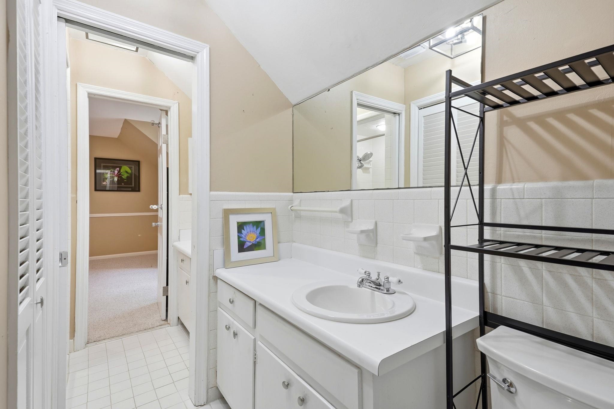 3313 NORTHSHORE Circle