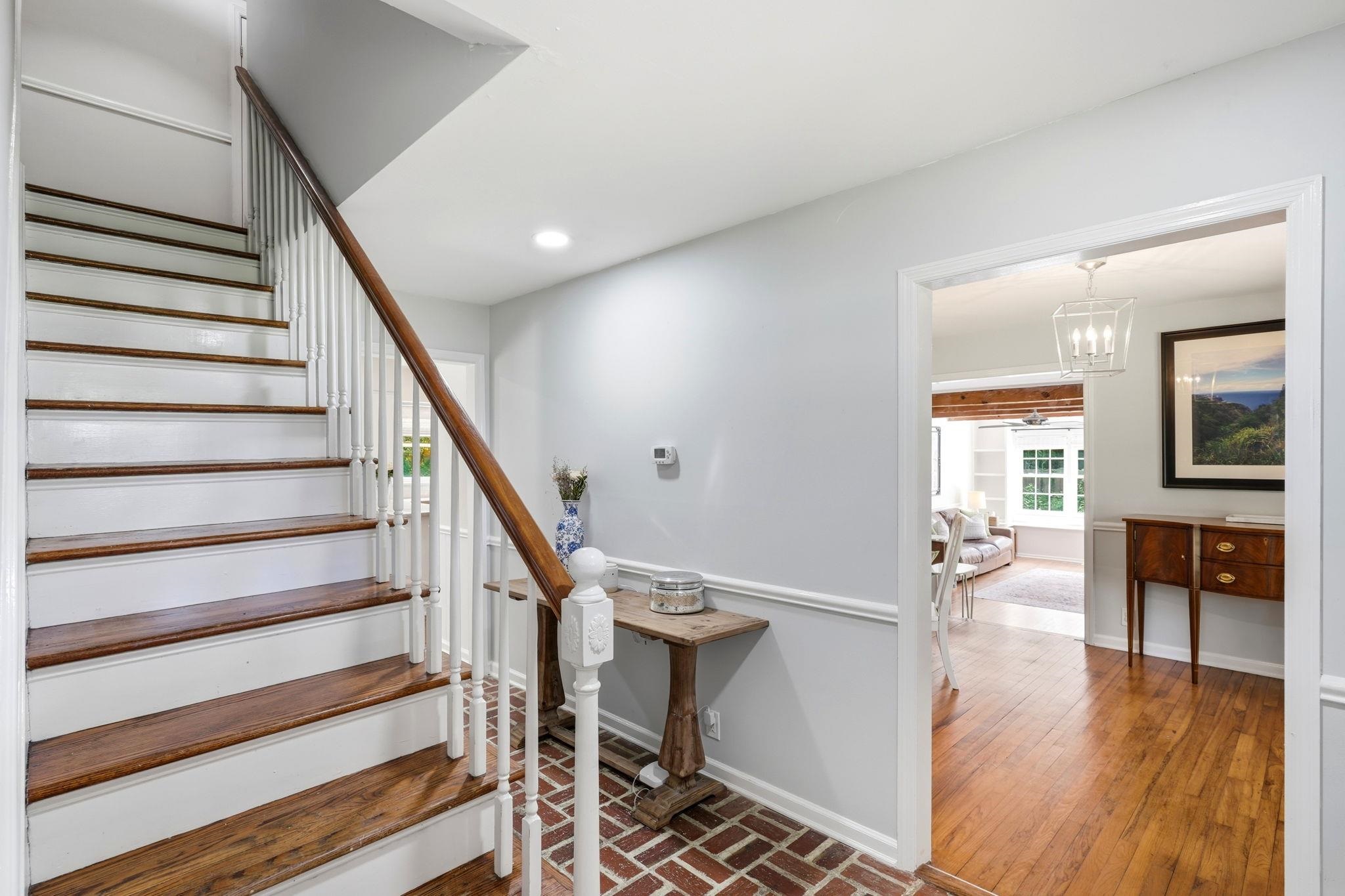 3313 NORTHSHORE Circle