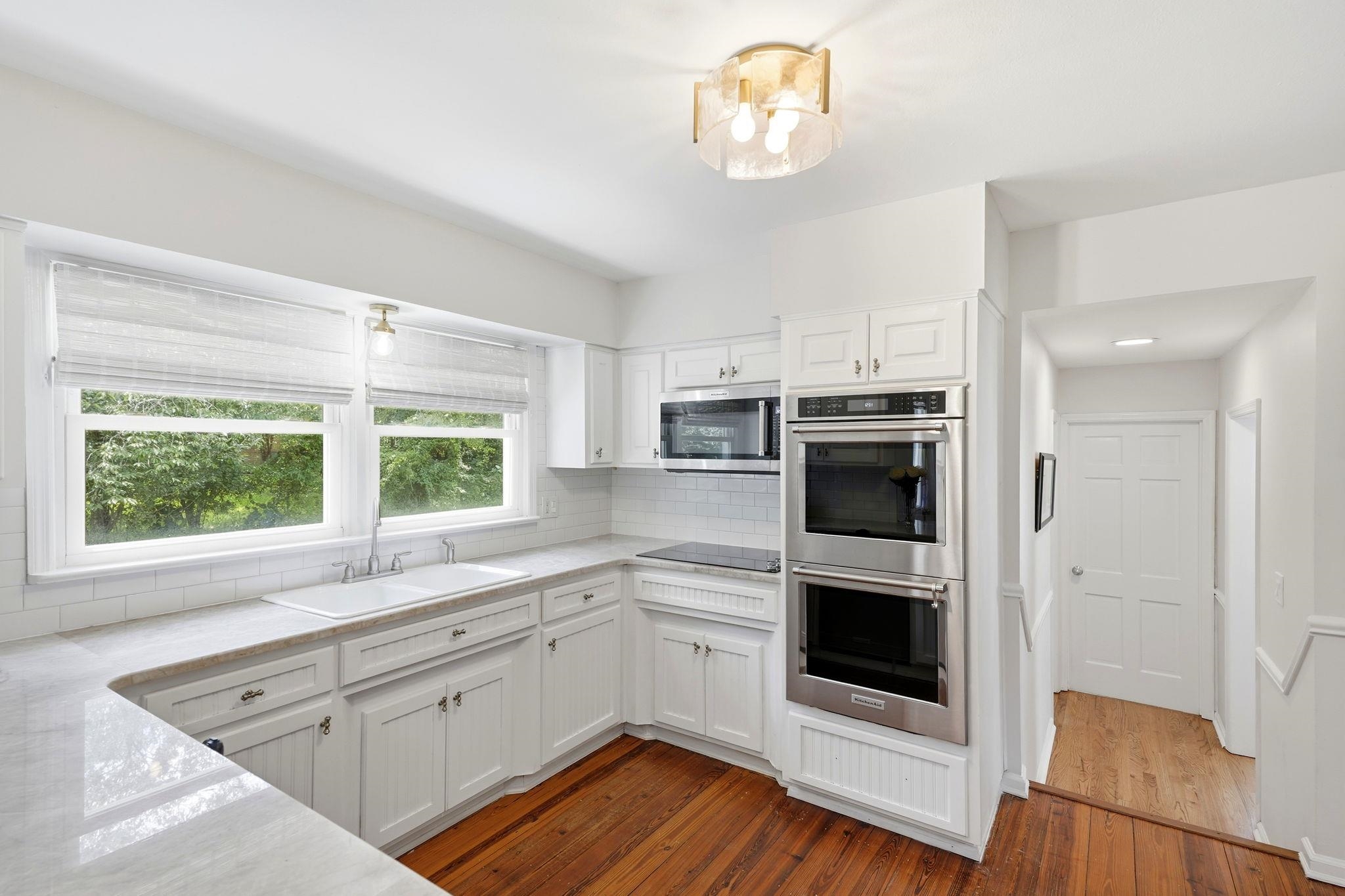 3313 NORTHSHORE Circle
