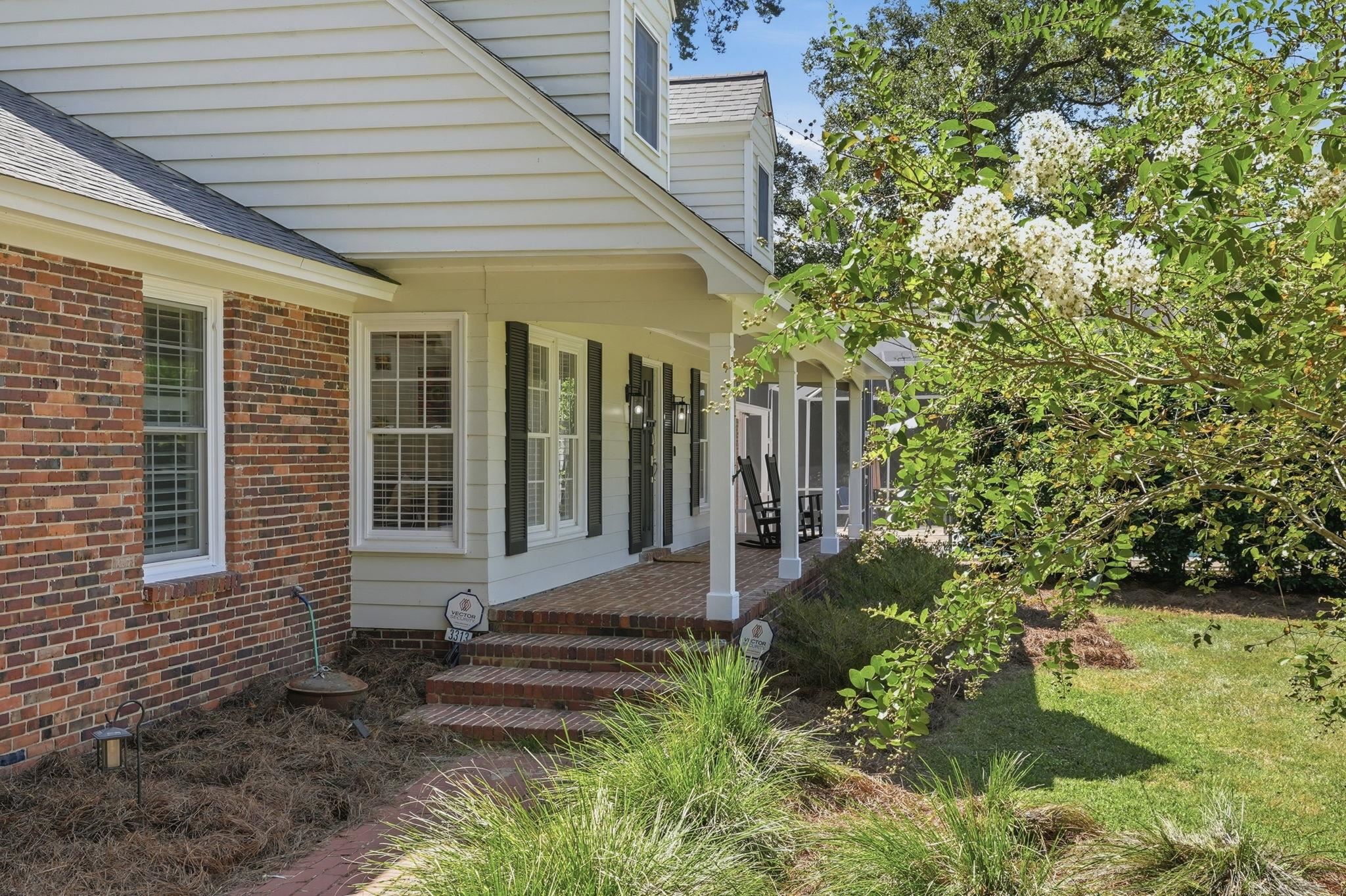 3313 NORTHSHORE Circle