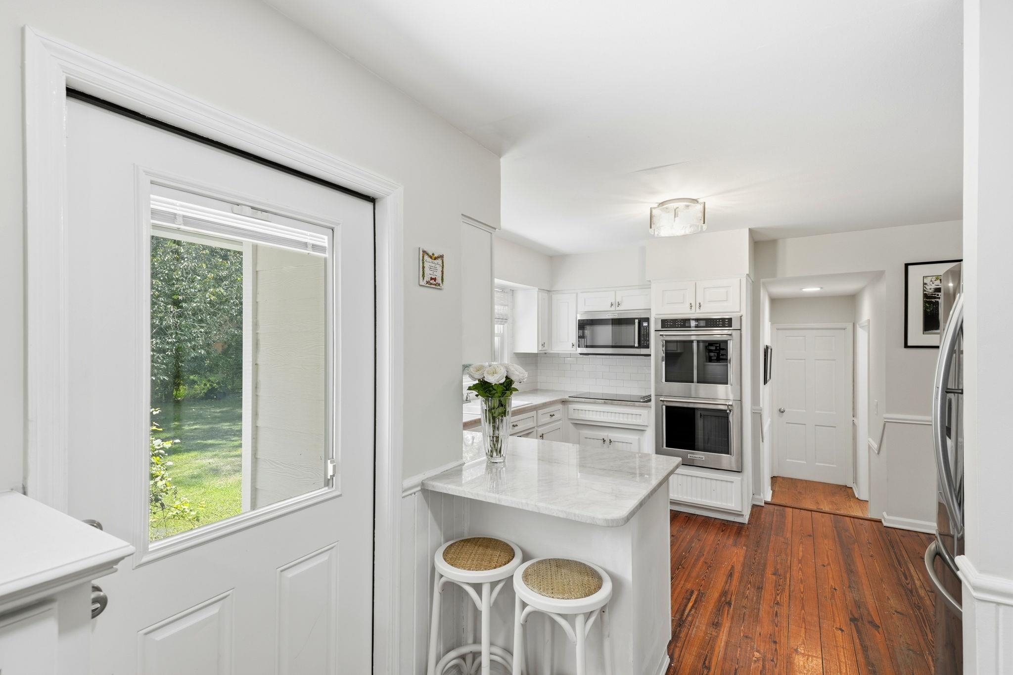 3313 NORTHSHORE Circle
