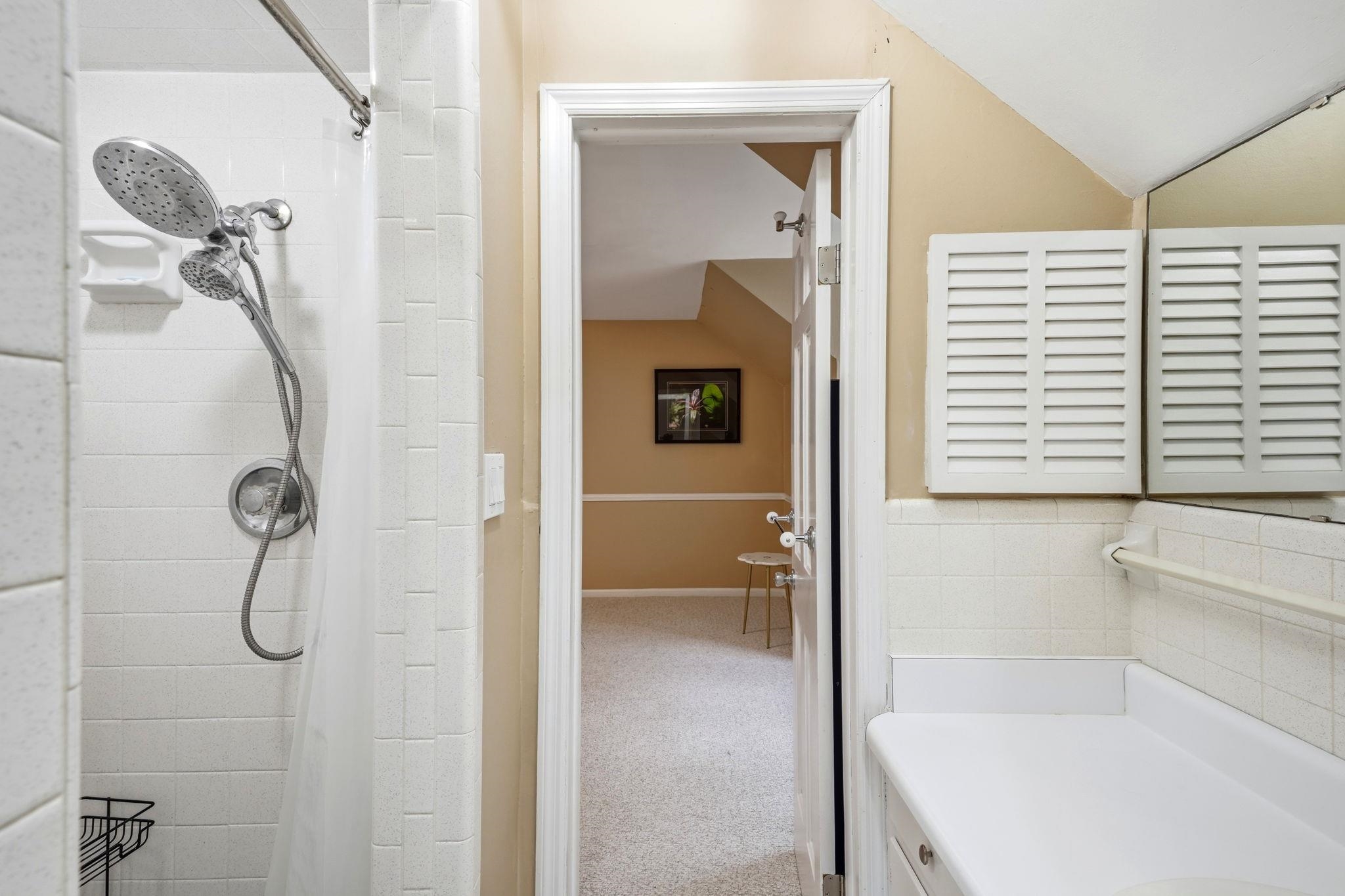 3313 NORTHSHORE Circle