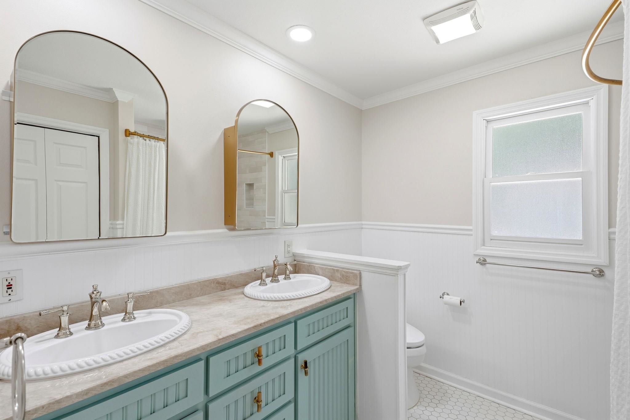 3313 NORTHSHORE Circle