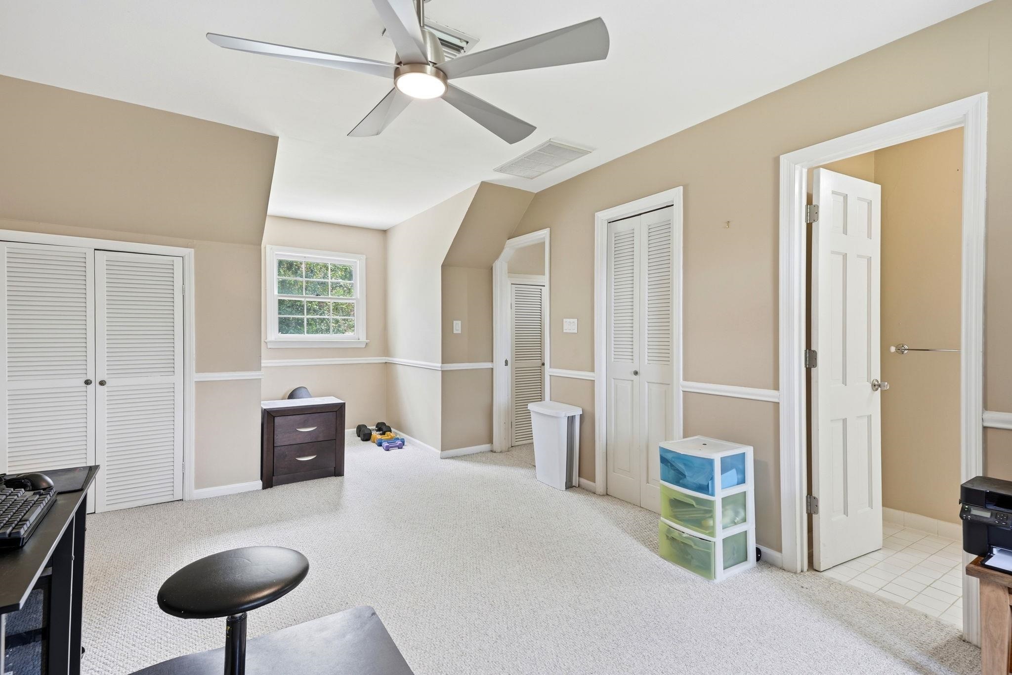 3313 NORTHSHORE Circle