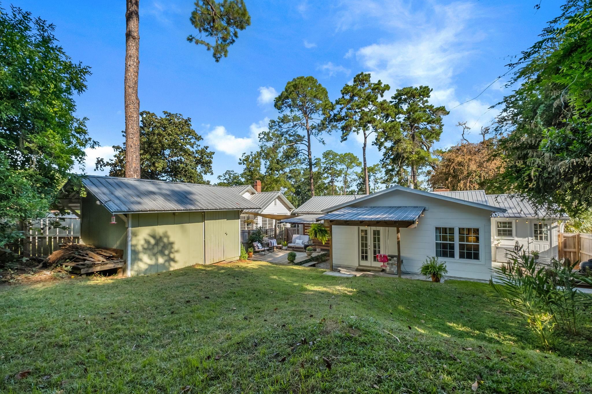 805 E Call Street