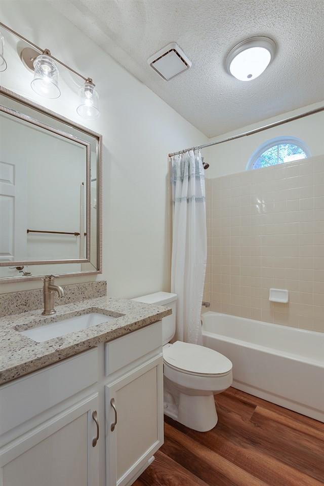 3538 Killarney Plaza Drive