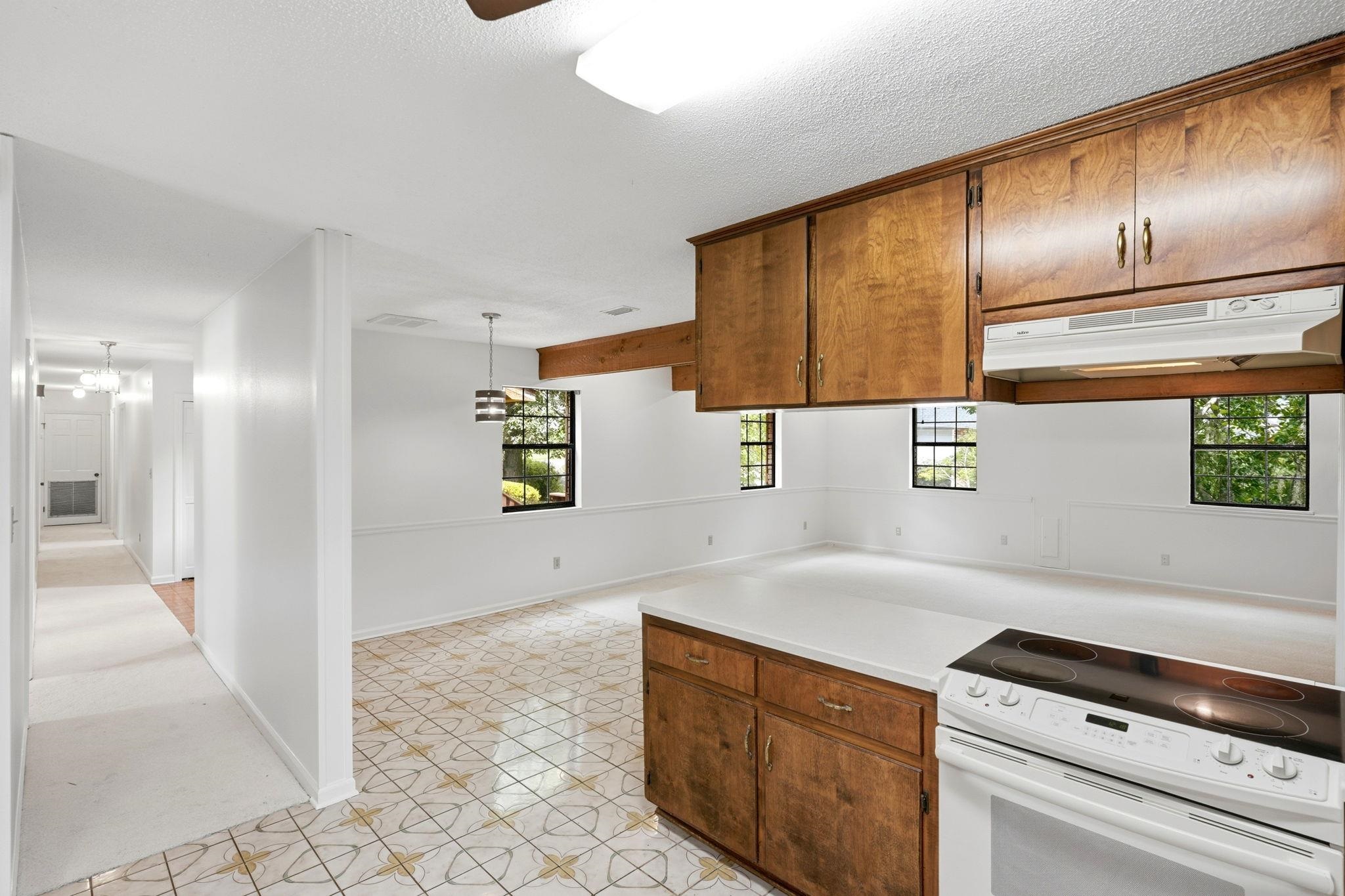 2514 BETTON WOODS Drive