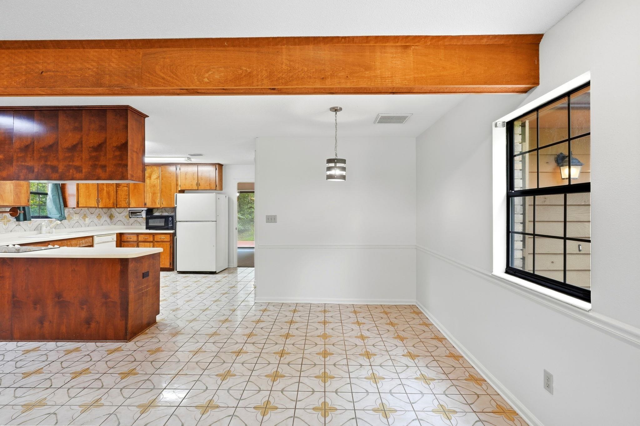 2514 BETTON WOODS Drive