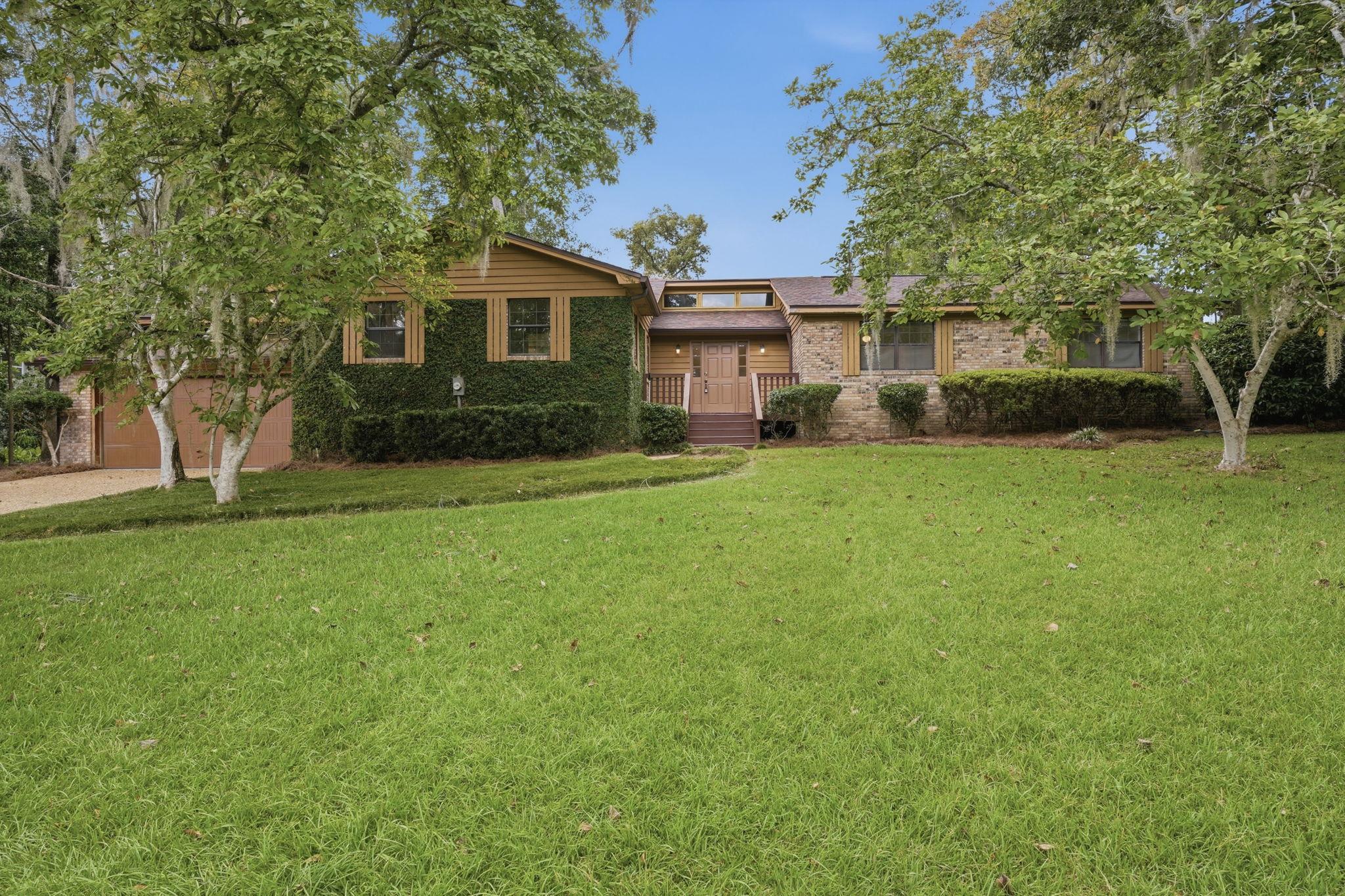 2514 BETTON WOODS Drive