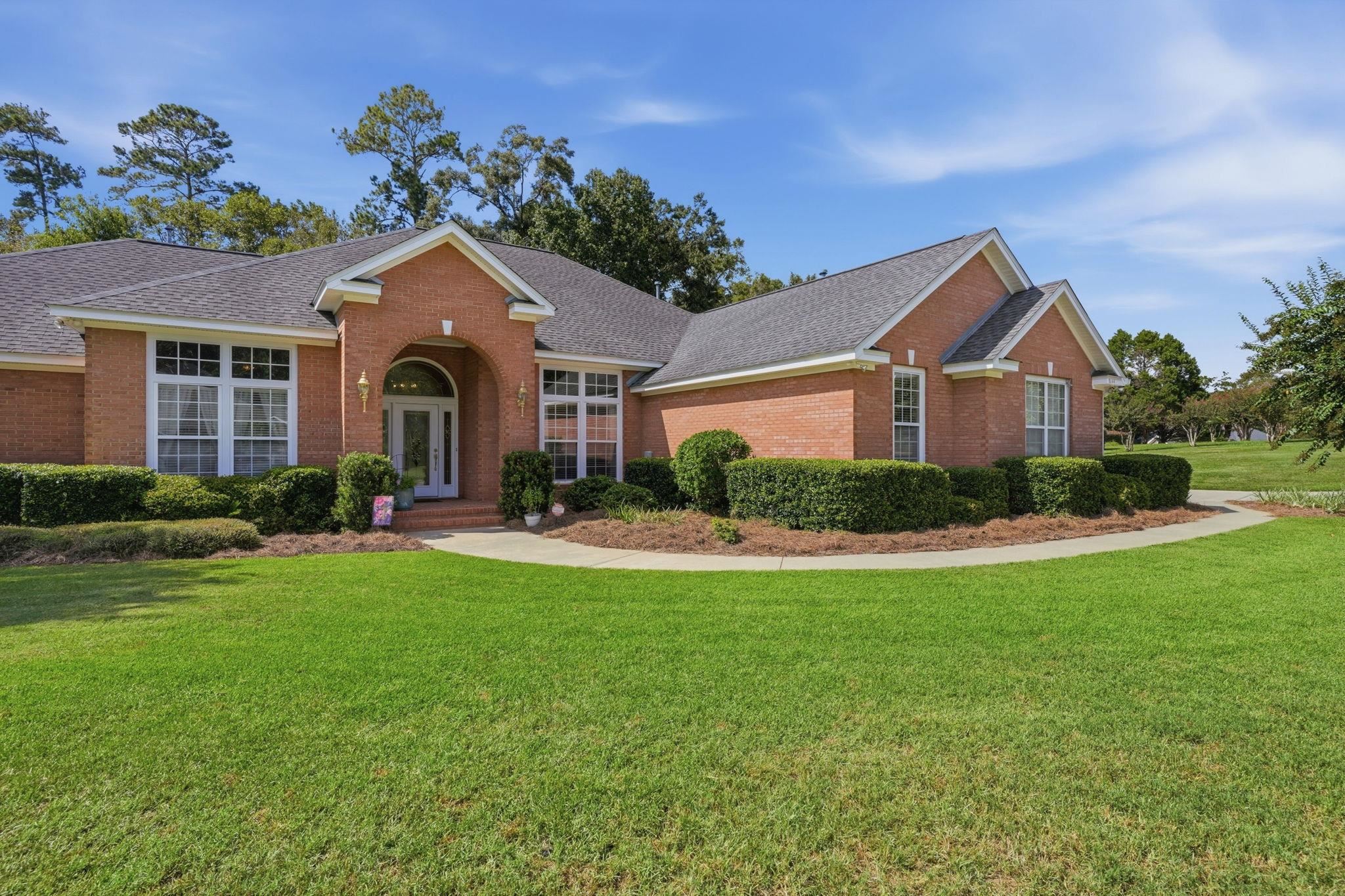 8144 GLENMORE Drive