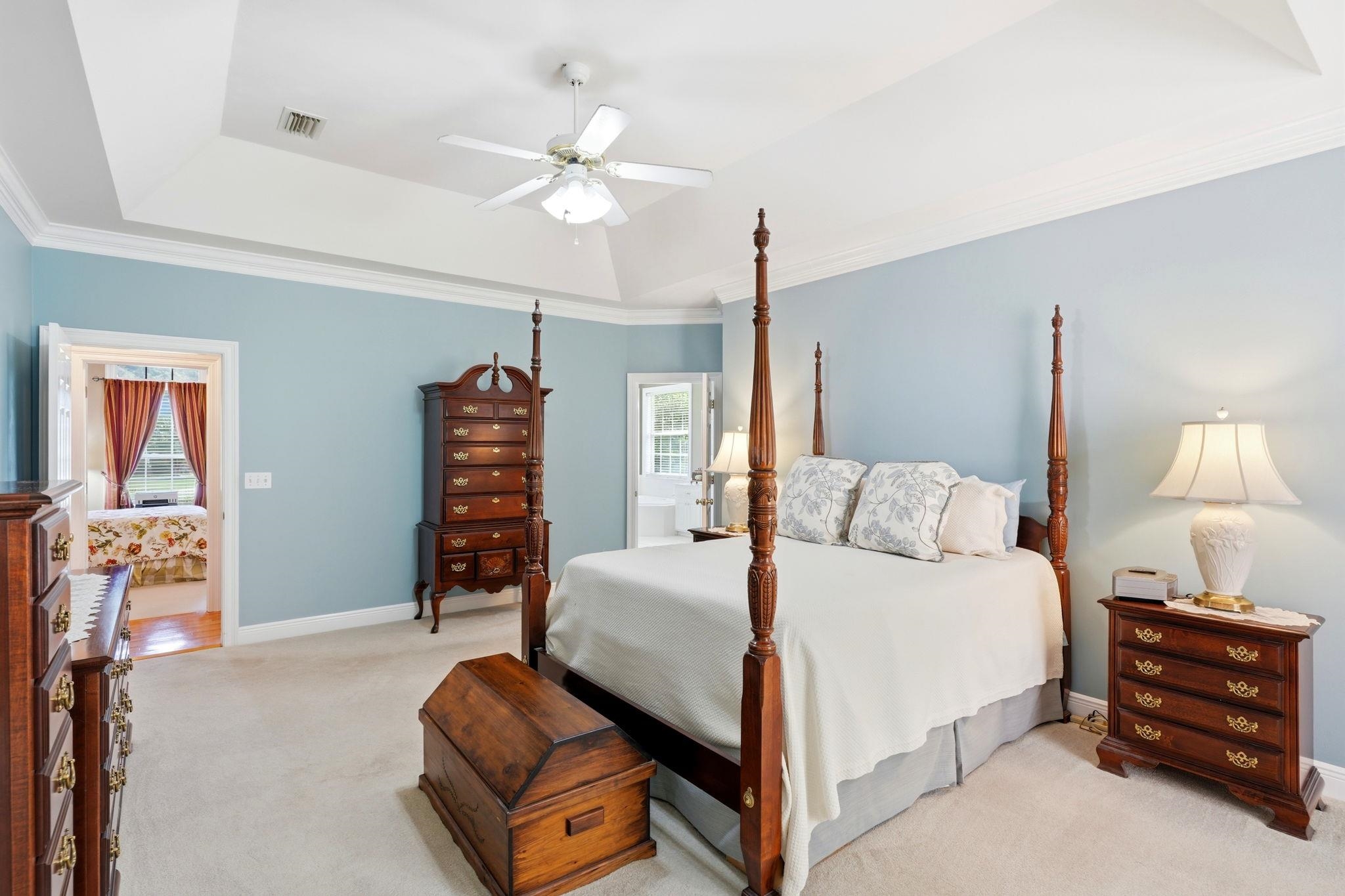 8144 GLENMORE Drive