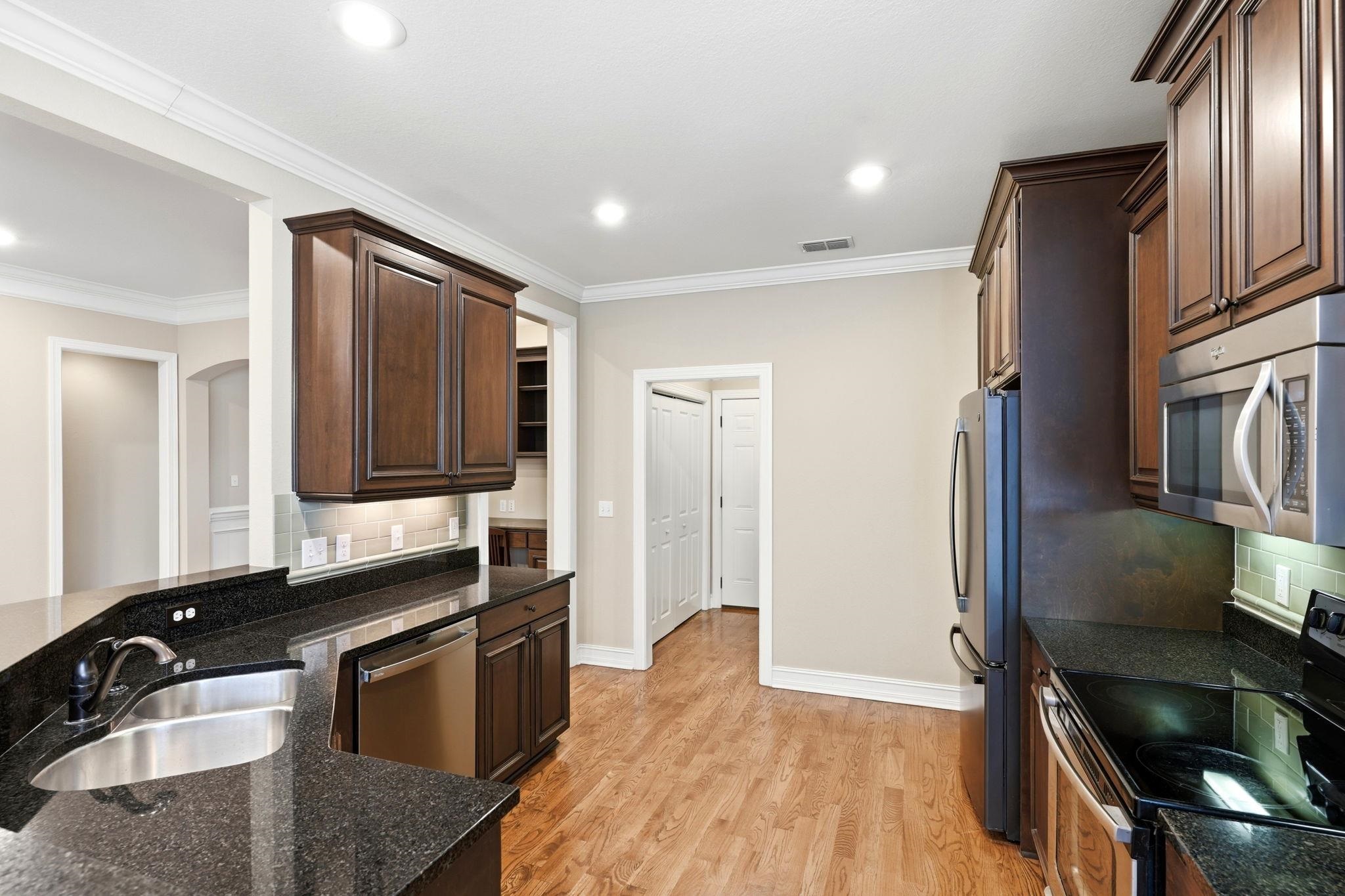 2640 MANASSAS Way