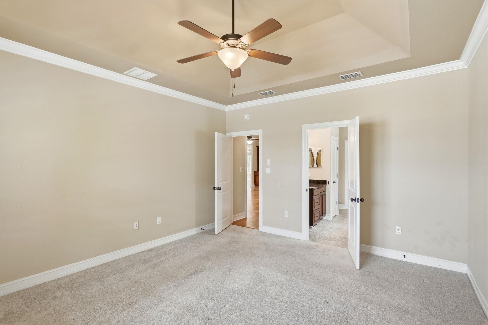 2640 MANASSAS Way