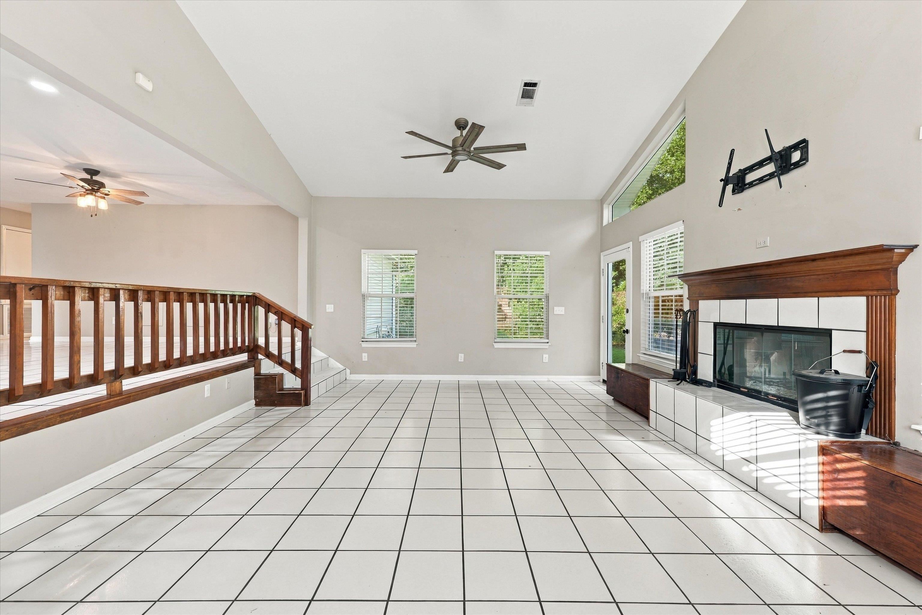 3232 Constellation Court