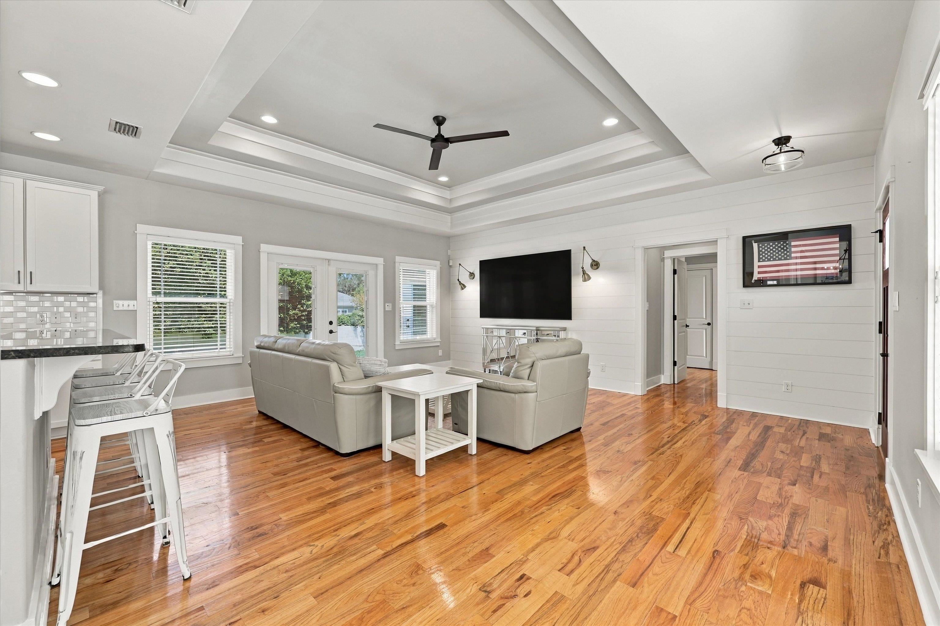 2460 Lantana Lane