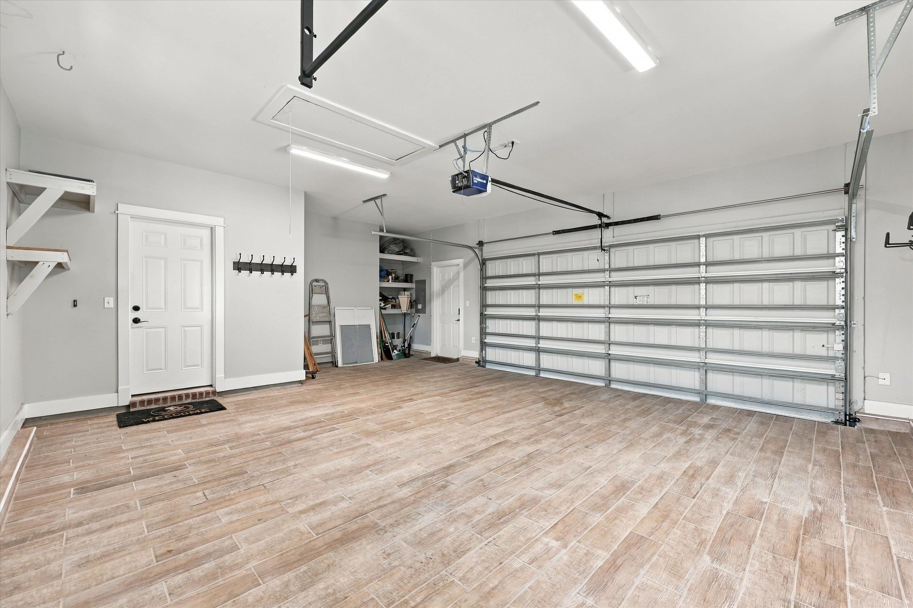 2460 Lantana Lane
