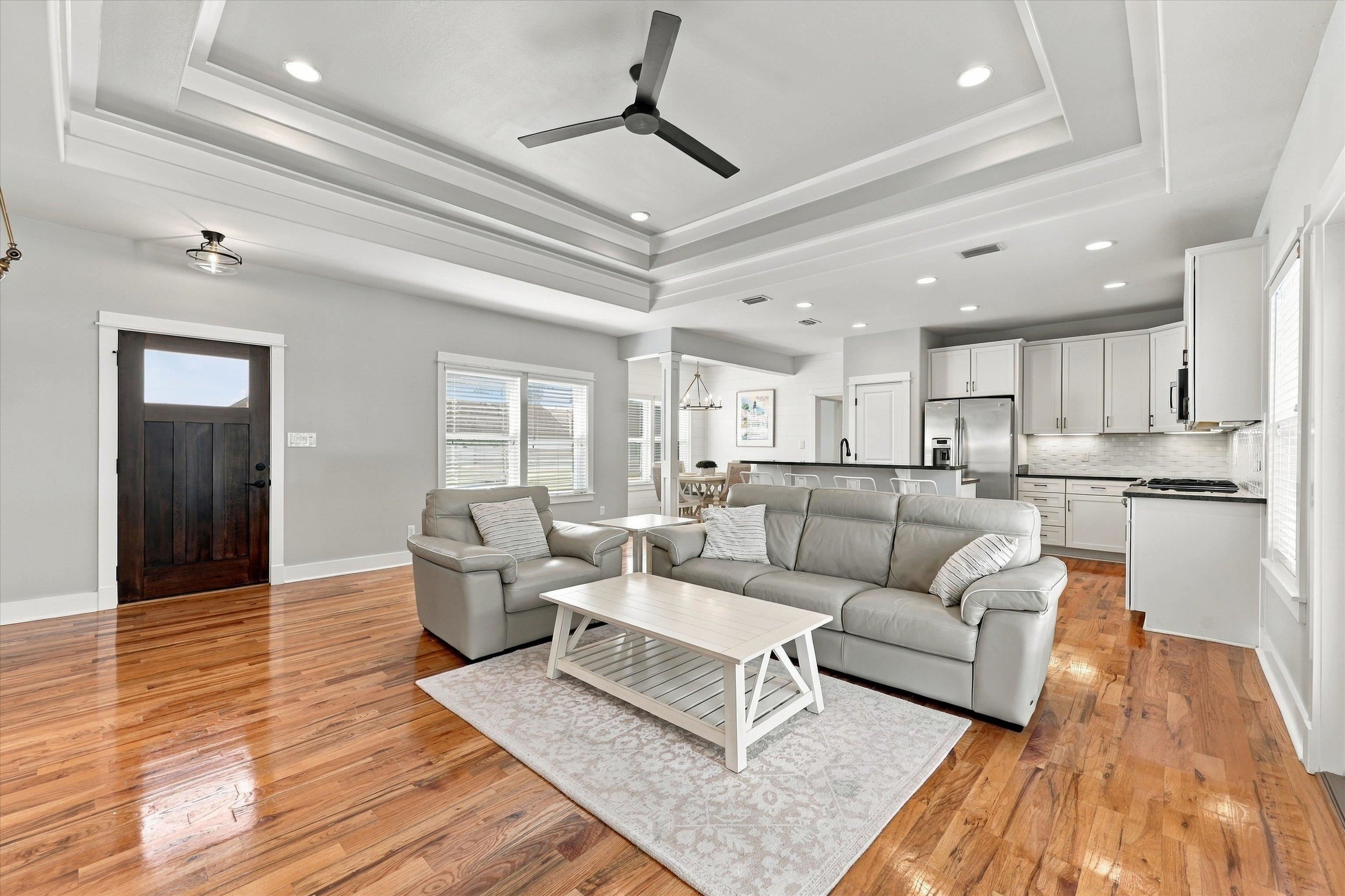 2460 Lantana Lane