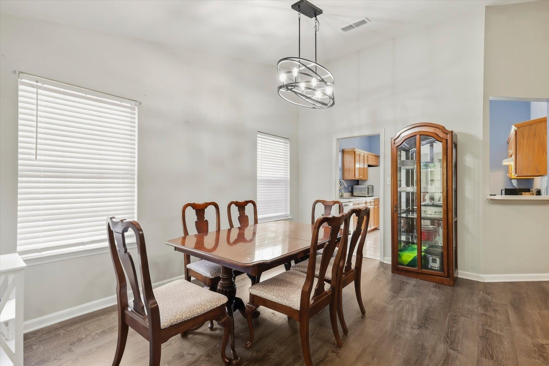 5700 Emma Lane
