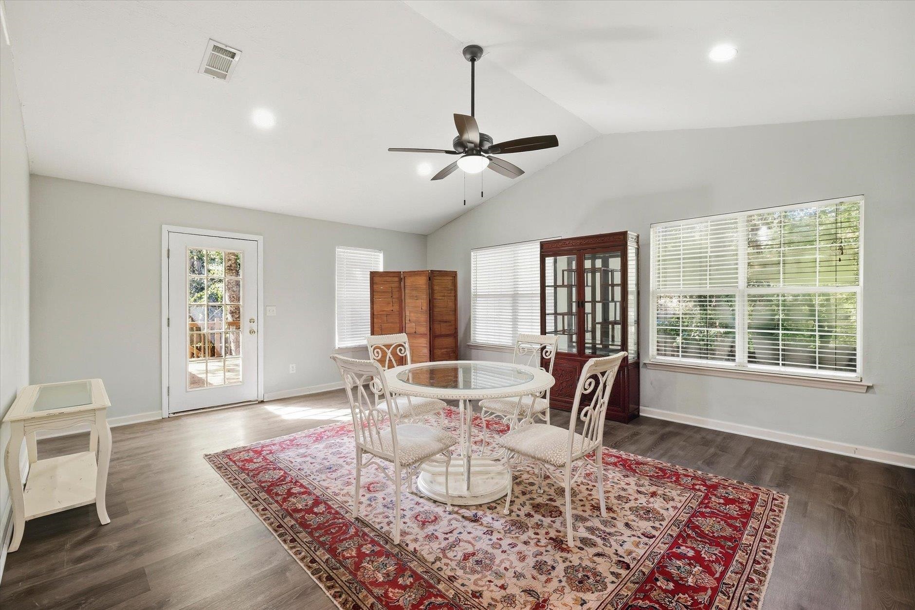 5700 Emma Lane