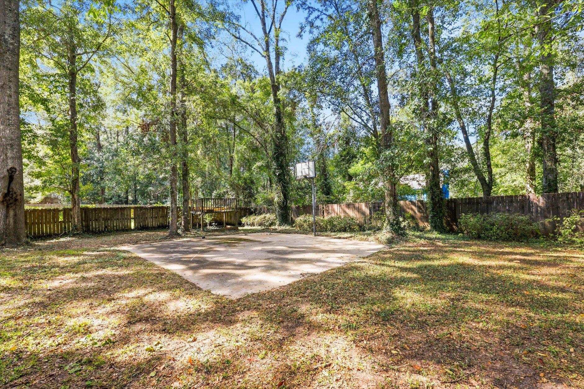 5700 Emma Lane