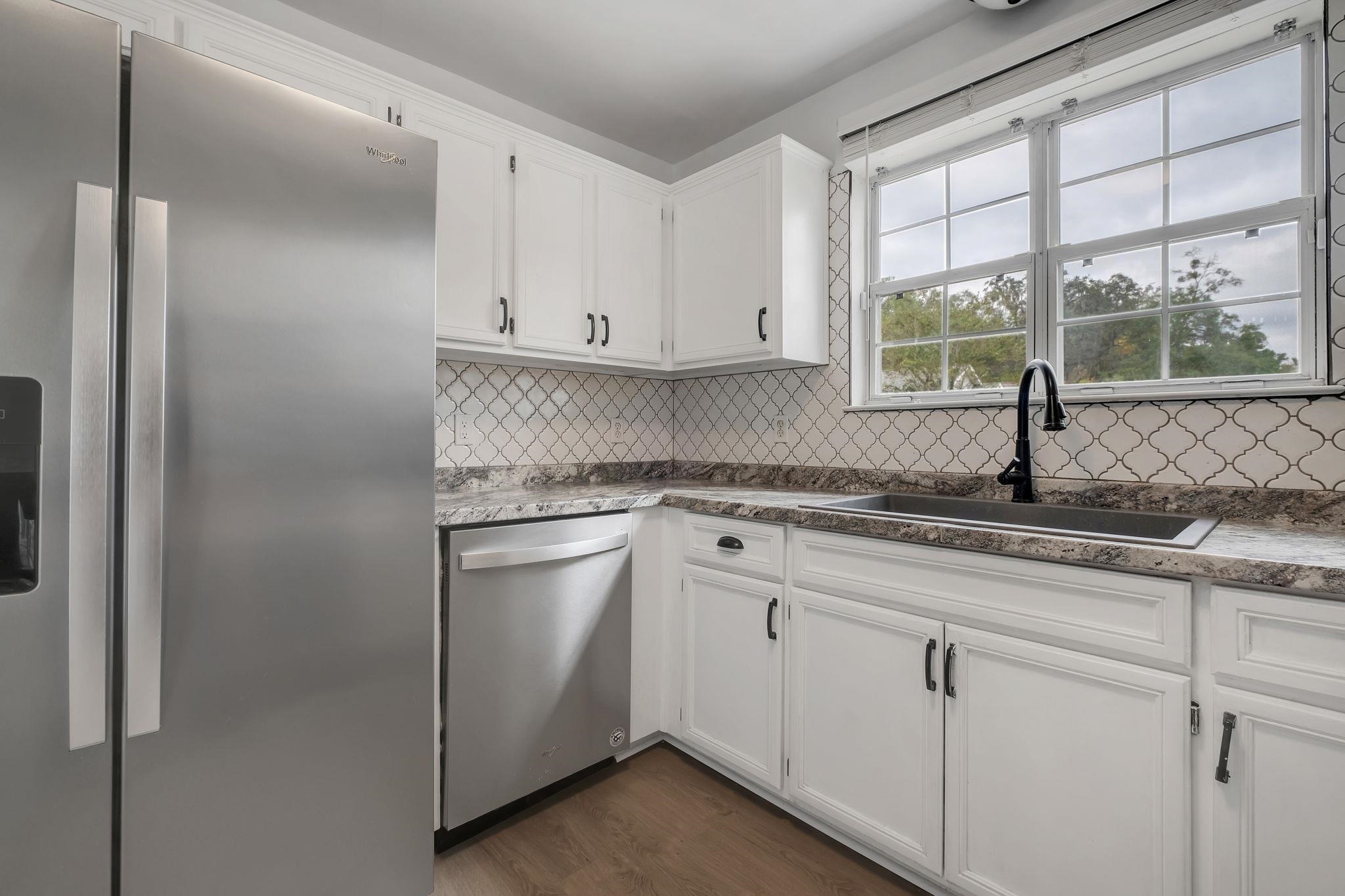 4416 Siesta Court