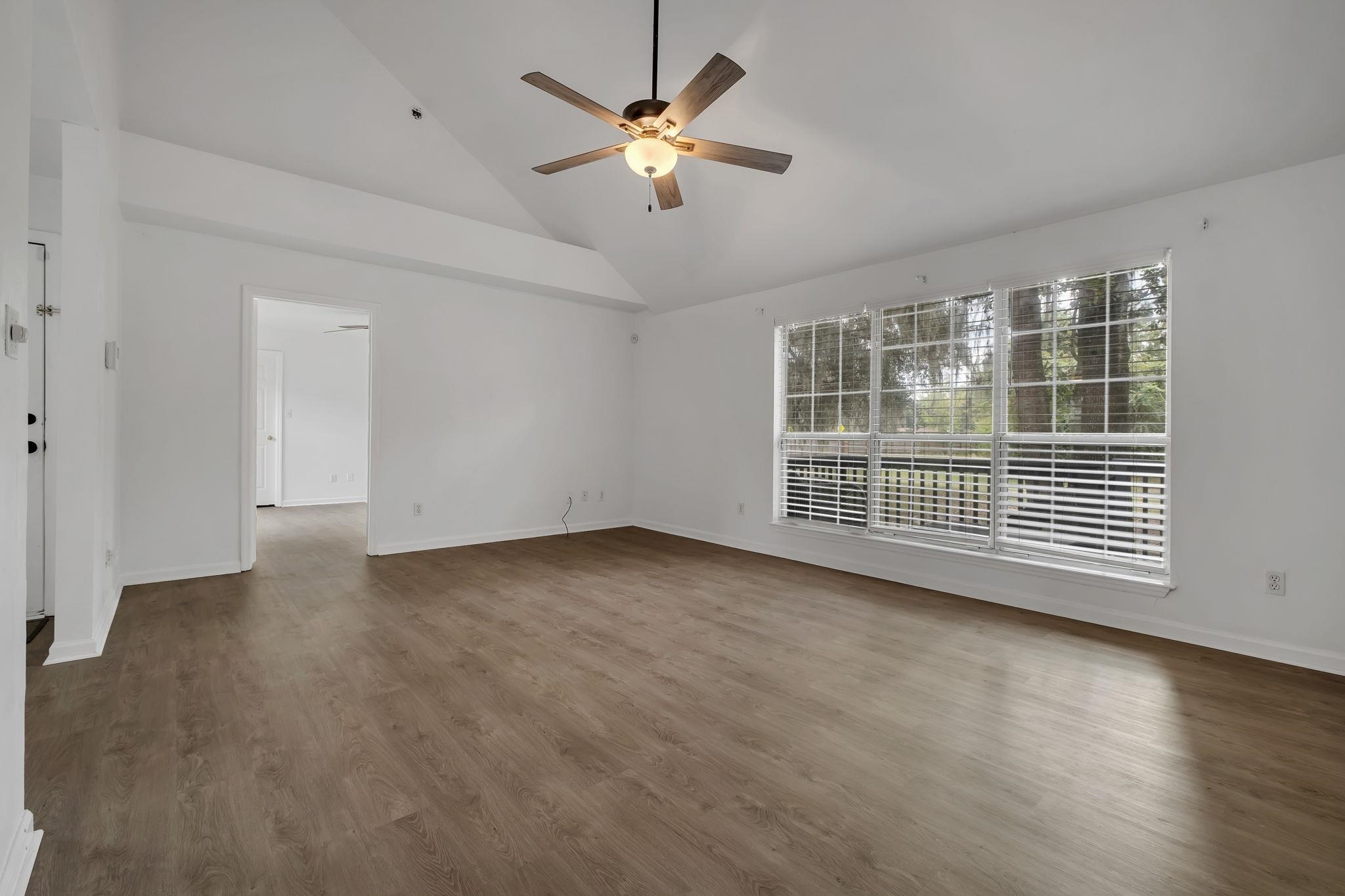 4416 Siesta Court
