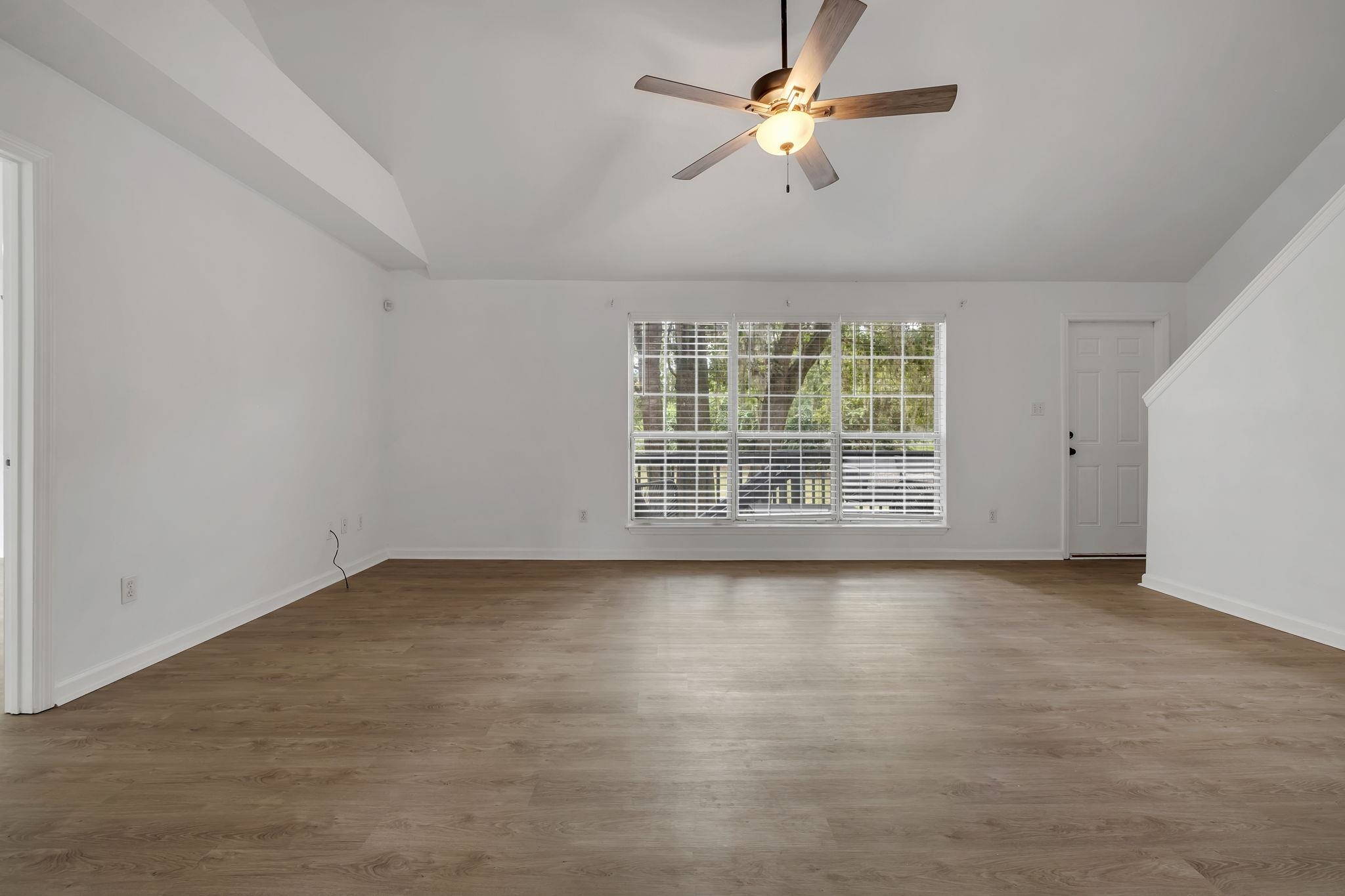 4416 Siesta Court