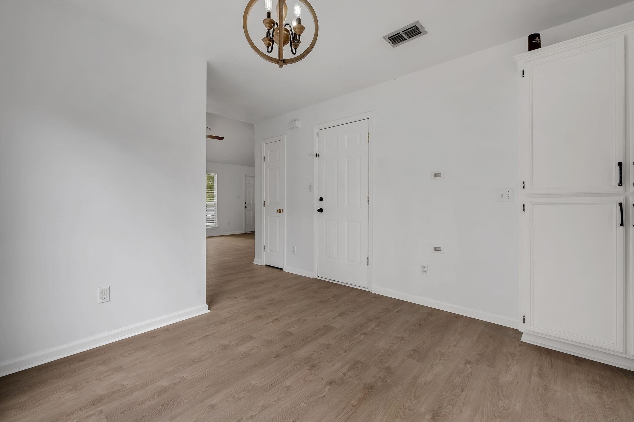 4416 Siesta Court
