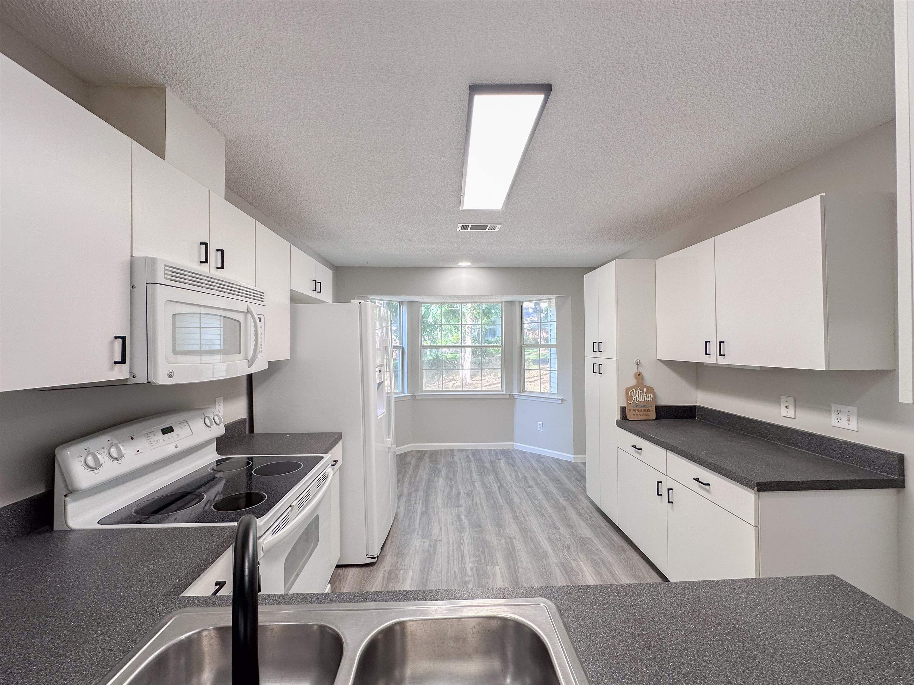 1661 Copperfield Circle